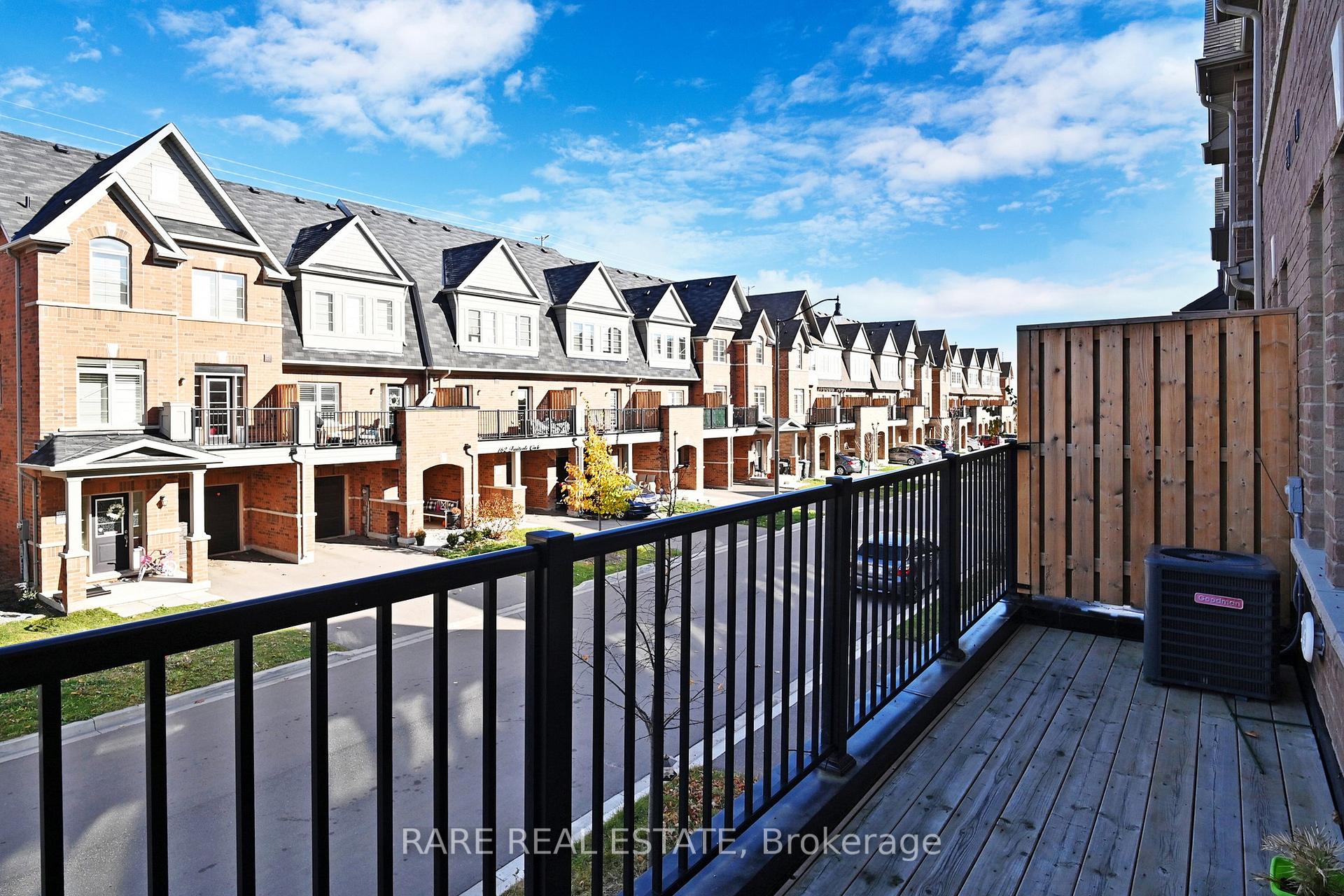Photo 35 of 87 Fruitvale Circle, Brampton, Northwest Brampton — HOMEH