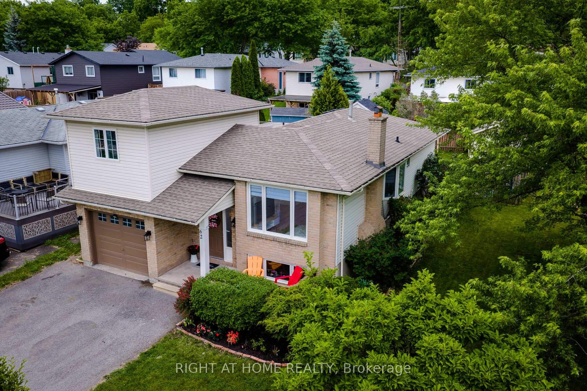 Photo 7 of 62 Hazel Street, St. Catharines, Burleigh Hill — HOMEH