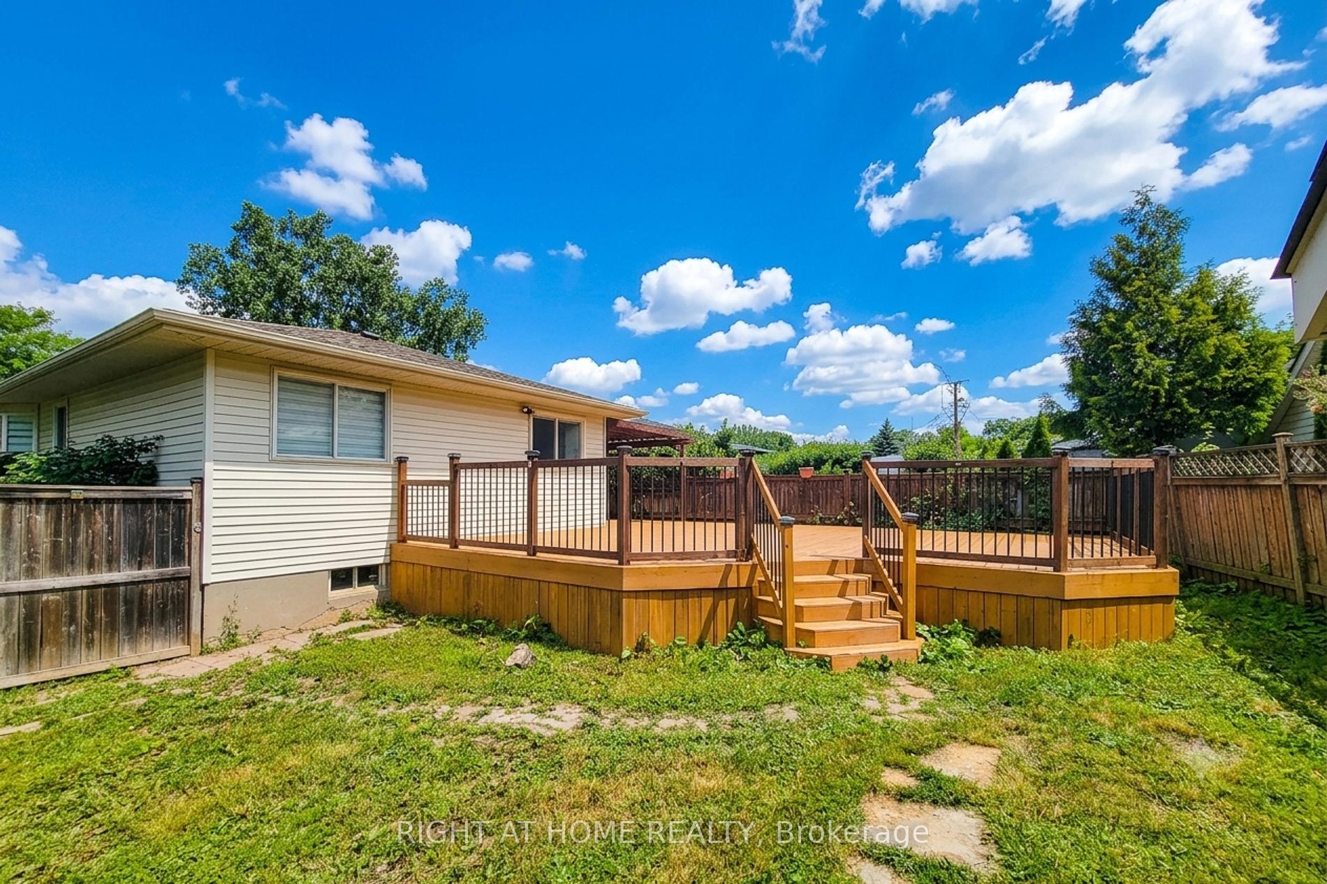 Photo 8 of 62 Hazel Street, St. Catharines, Burleigh Hill — HOMEH