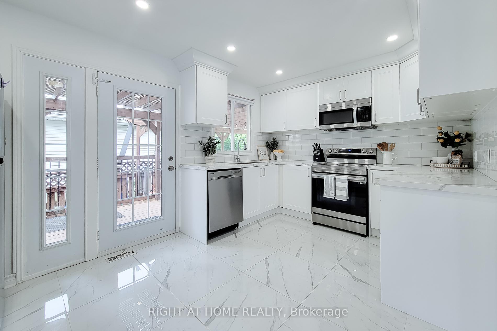 Photo 24 of 62 Hazel Street, St. Catharines, Burleigh Hill — HOMEH