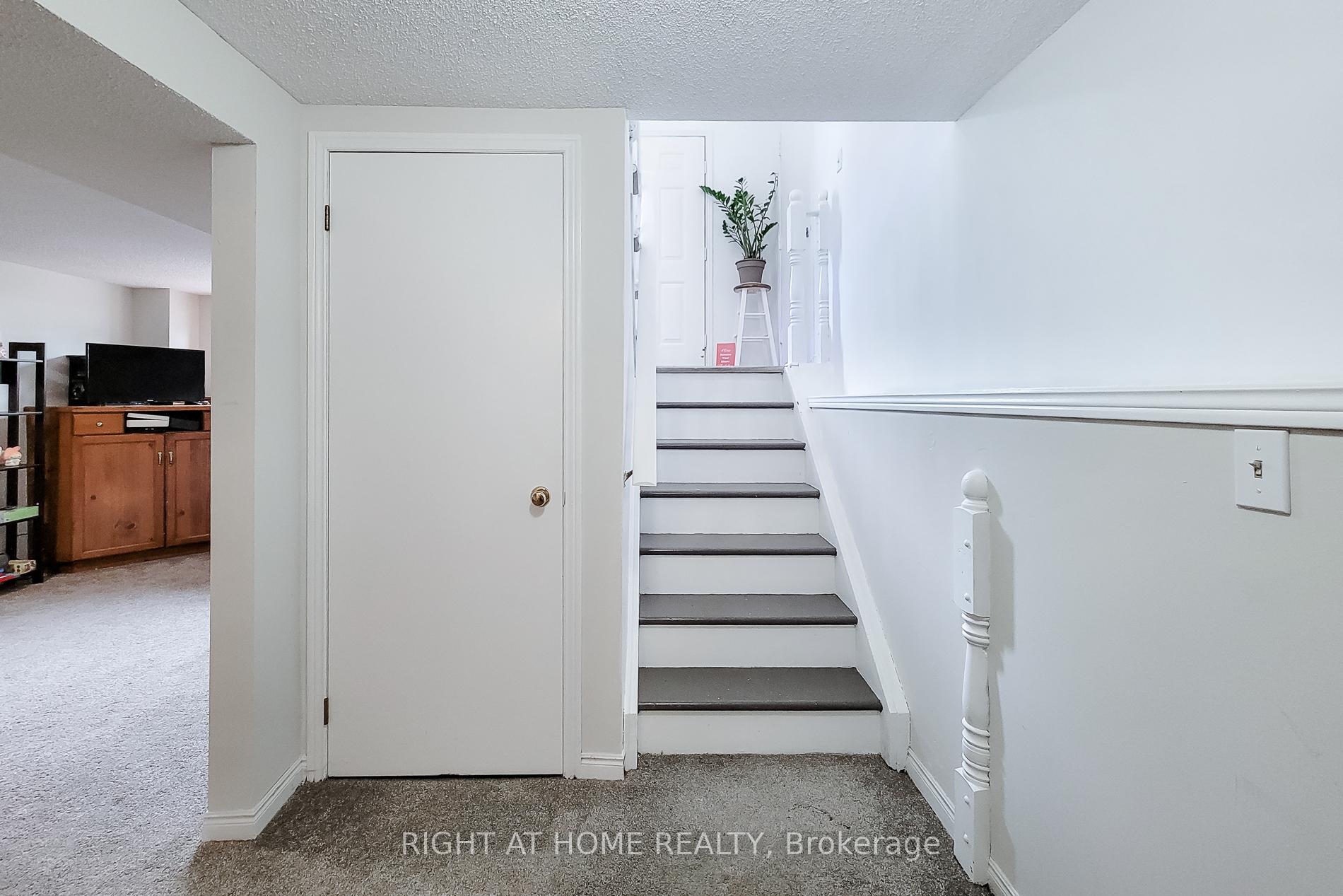 Photo 41 of 62 Hazel Street, St. Catharines, Burleigh Hill — HOMEH