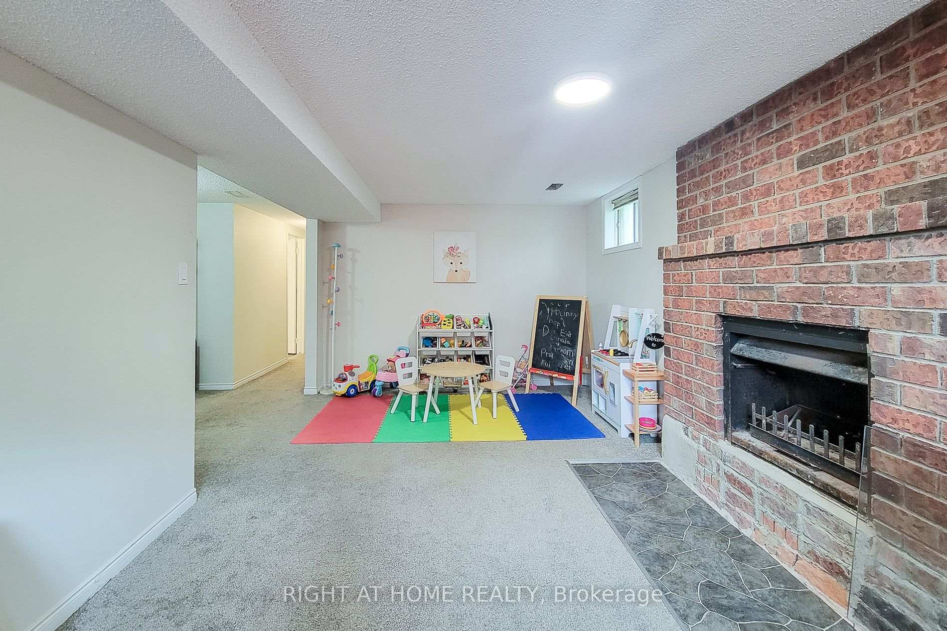 Photo 43 of 62 Hazel Street, St. Catharines, Burleigh Hill — HOMEH
