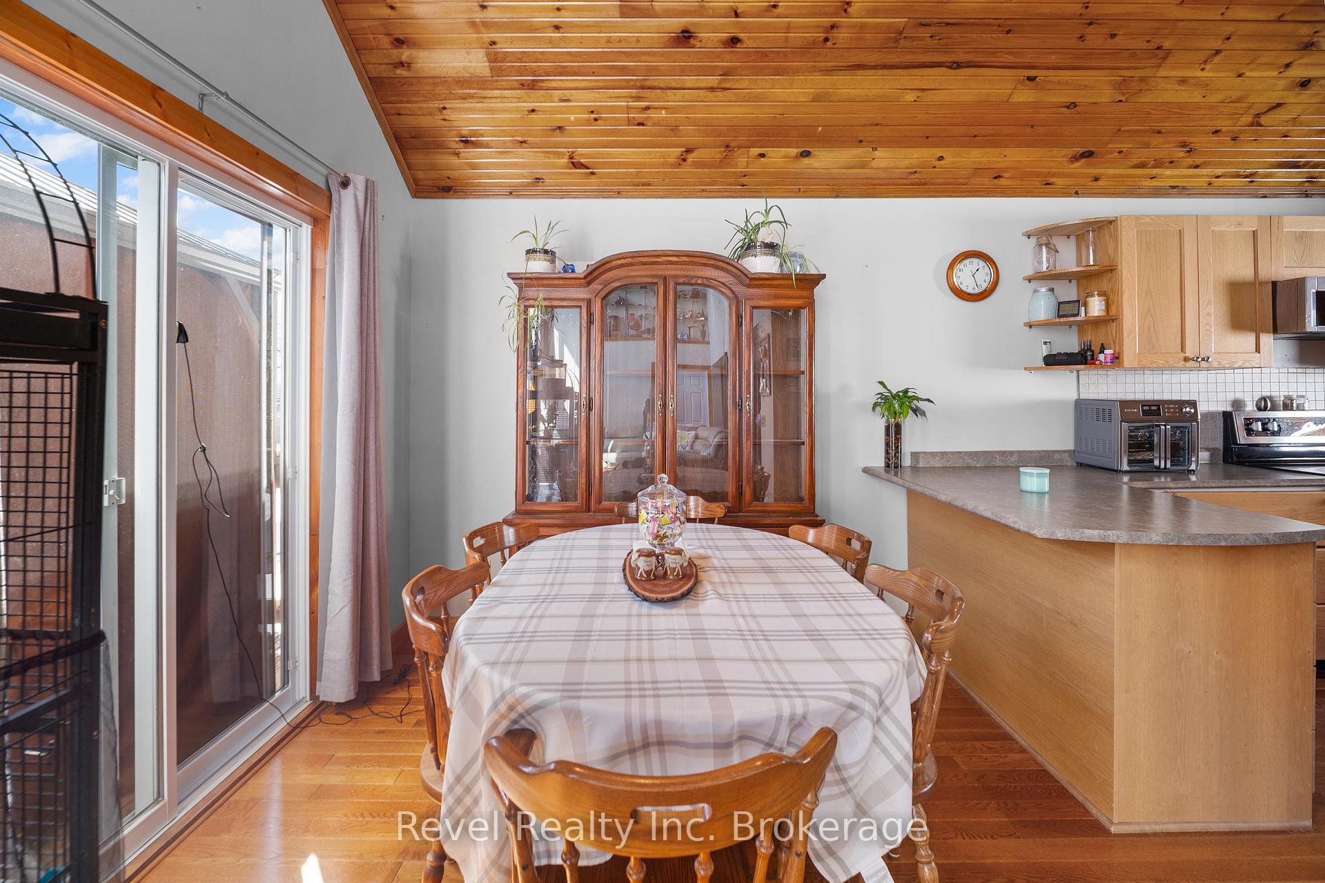 Photo 12 of 2242 Highway 124, Whitestone, Dunchurch — HOMEH