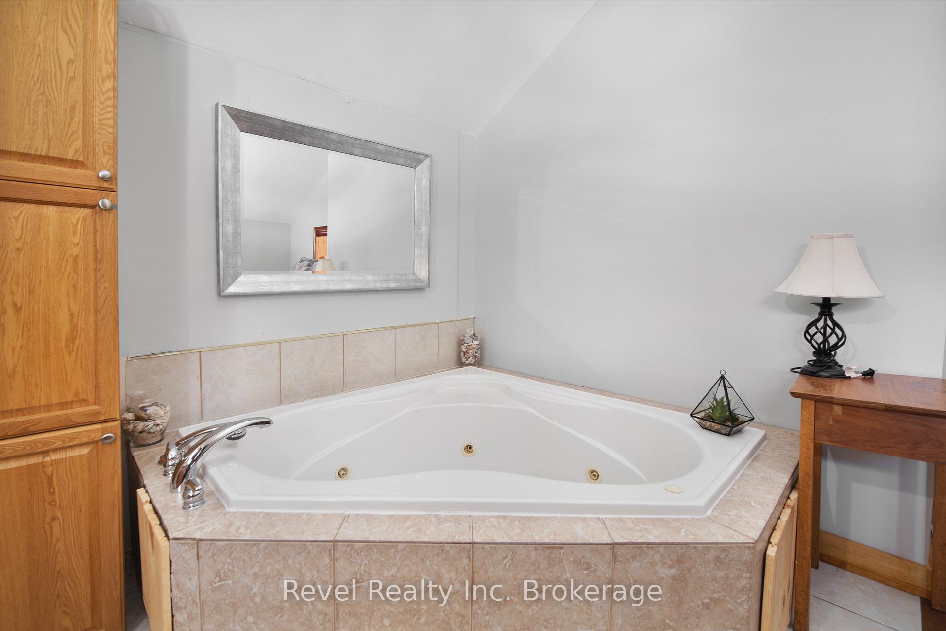 Photo 25 of 2242 Highway 124, Whitestone, Dunchurch — HOMEH