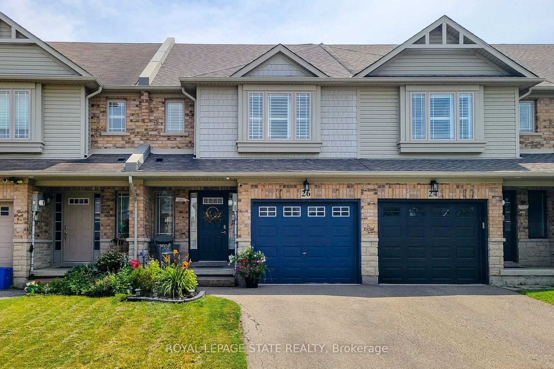 Photo 1 of 26 Magnificent Way, Hamilton, Binbrook — HOMEH