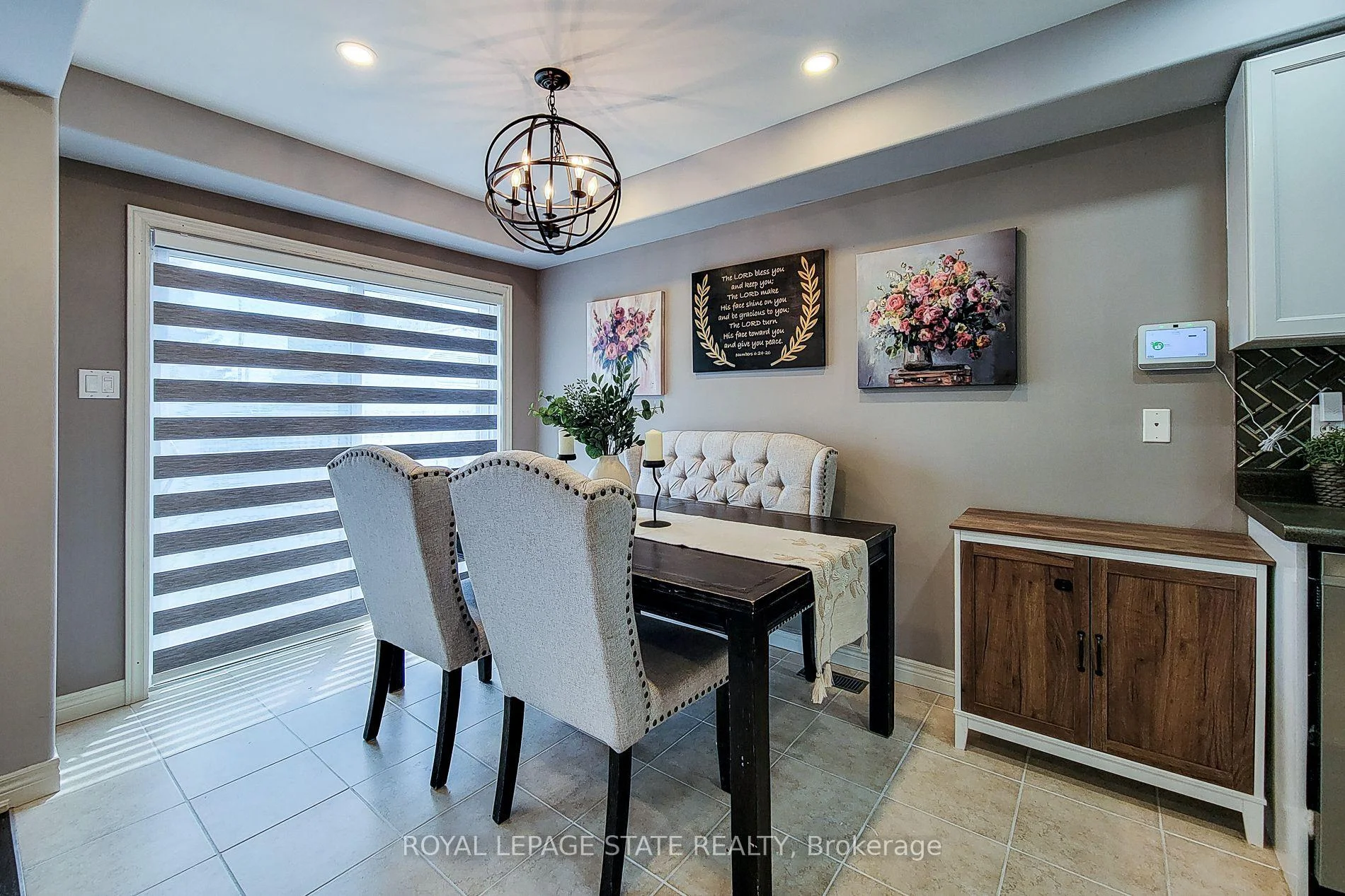 Photo 24 of 26 Magnificent Way, Hamilton, Binbrook — HOMEH