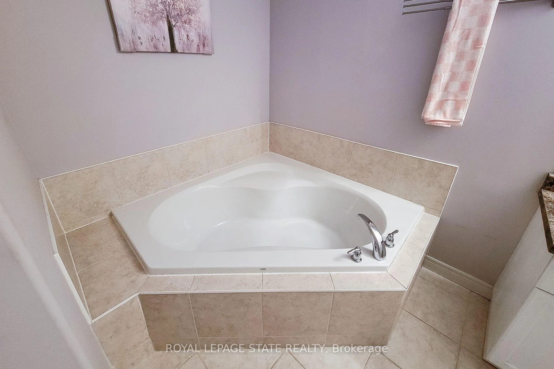 Photo 35 of 26 Magnificent Way, Hamilton, Binbrook — HOMEH