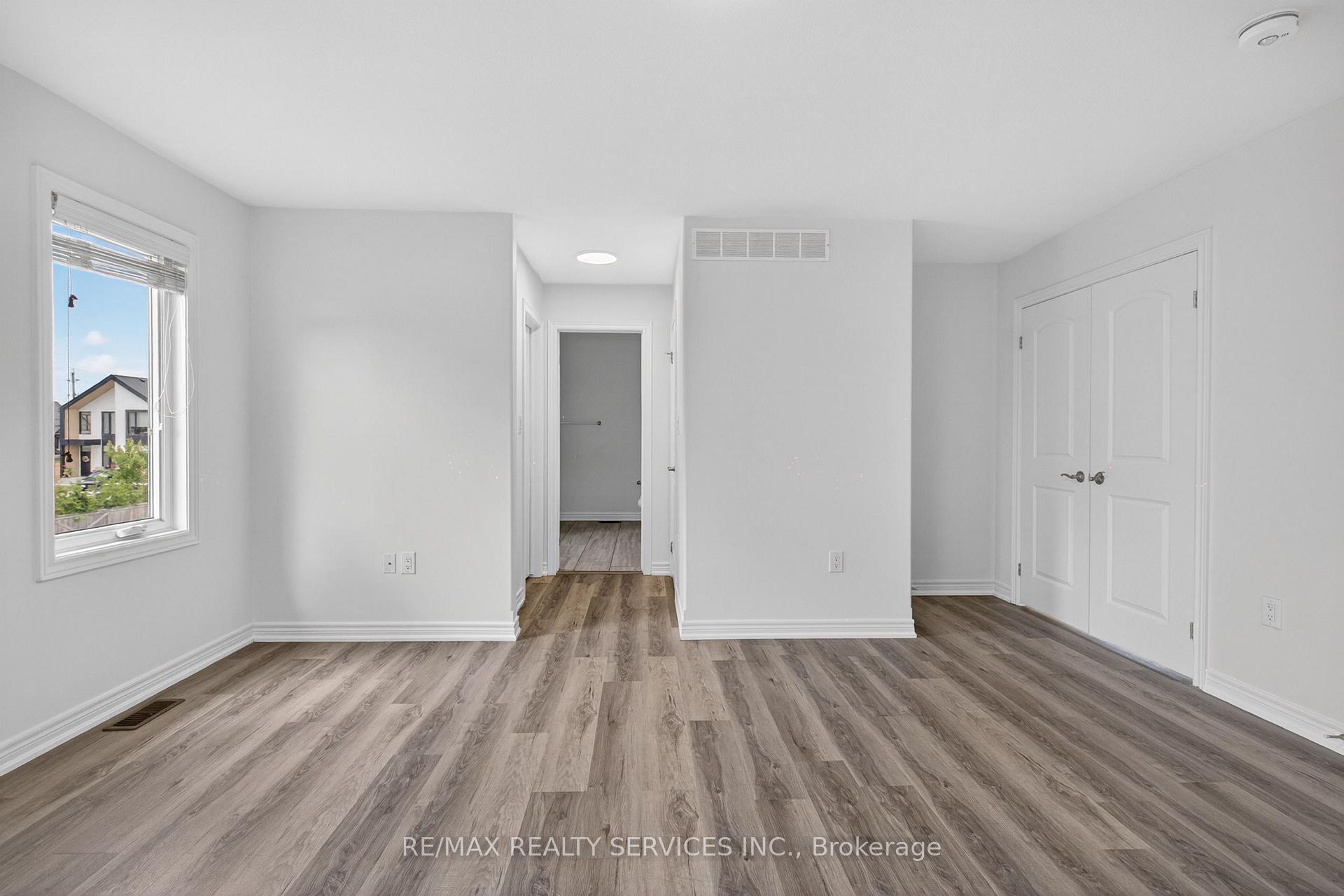 Photo 23 of 4 Bergenstein Crescent, Pelham, Fonthill — HOMEH