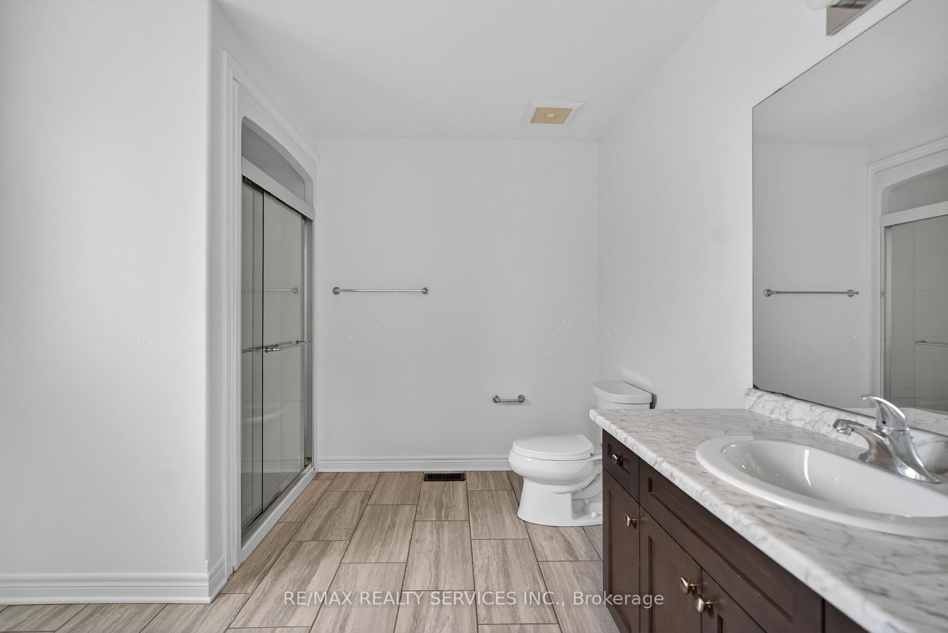 Photo 24 of 4 Bergenstein Crescent, Pelham, Fonthill — HOMEH