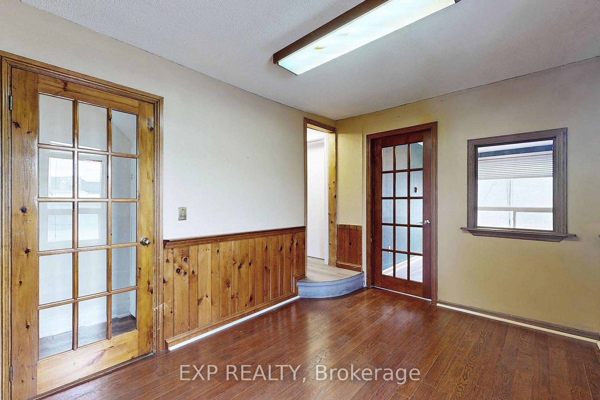 Photo 7 of 15 Colborne Street E, Oshawa, O'Neill — HOMEH
