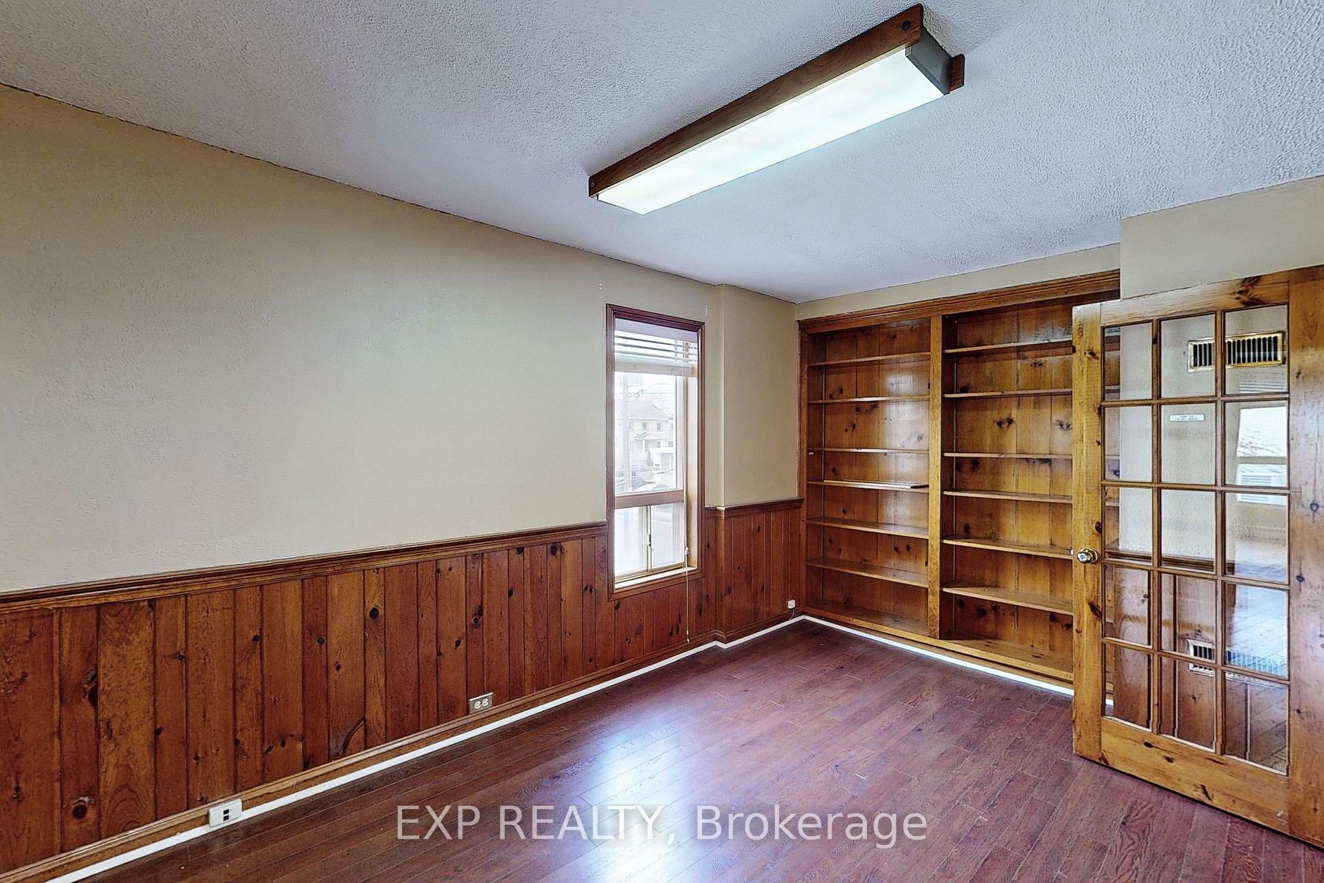Photo 8 of 15 Colborne Street E, Oshawa, O'Neill — HOMEH