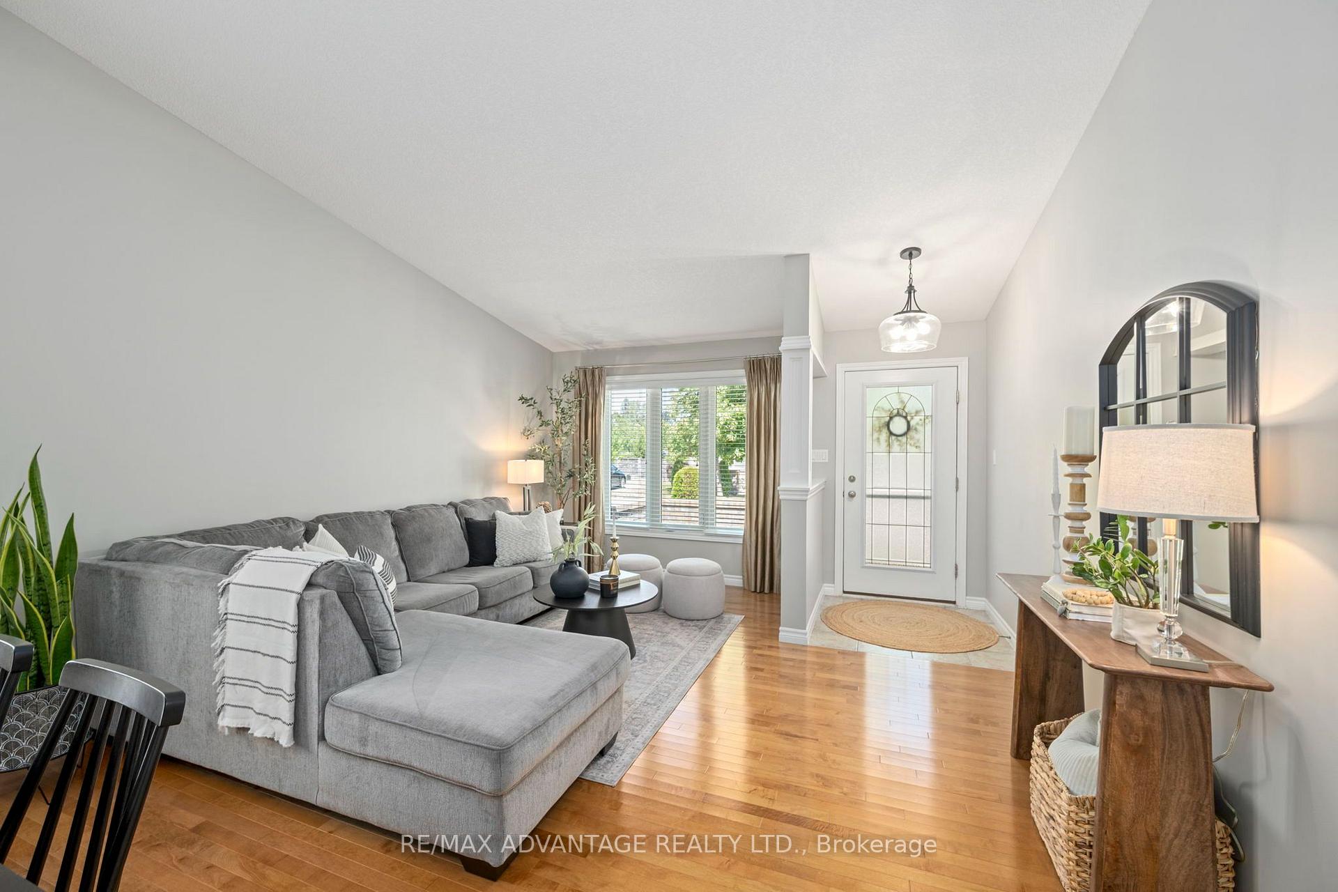 Photo 6 of Unit 39, 620 Thistlewood Drive, London, North C — HOMEH
