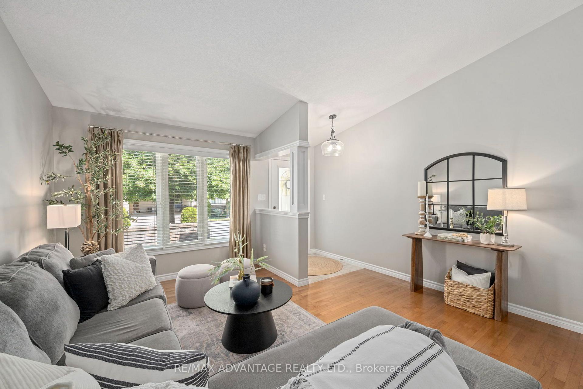 Photo 7 of Unit 39, 620 Thistlewood Drive, London, North C — HOMEH