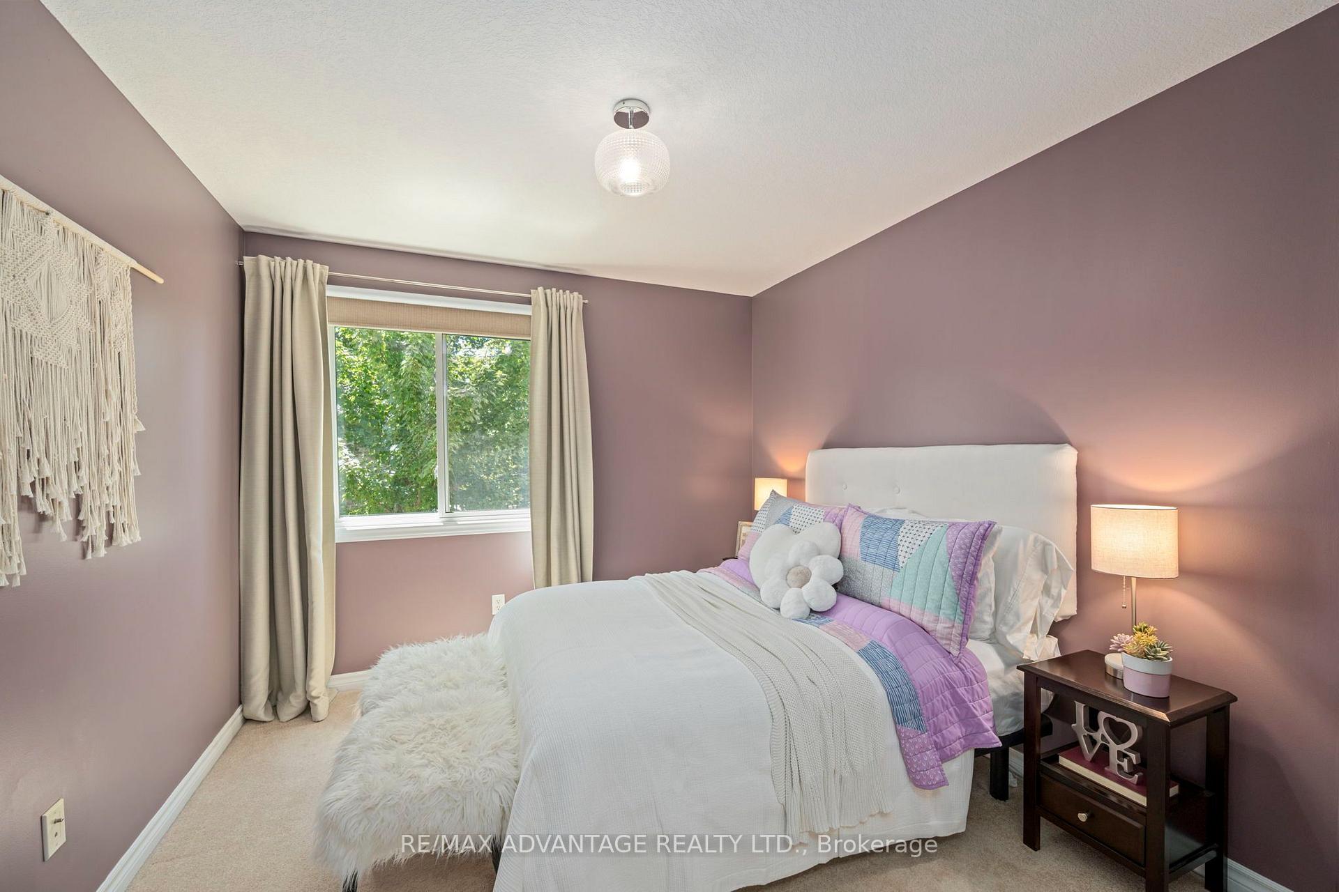 Photo 14 of Unit 39, 620 Thistlewood Drive, London, North C — HOMEH