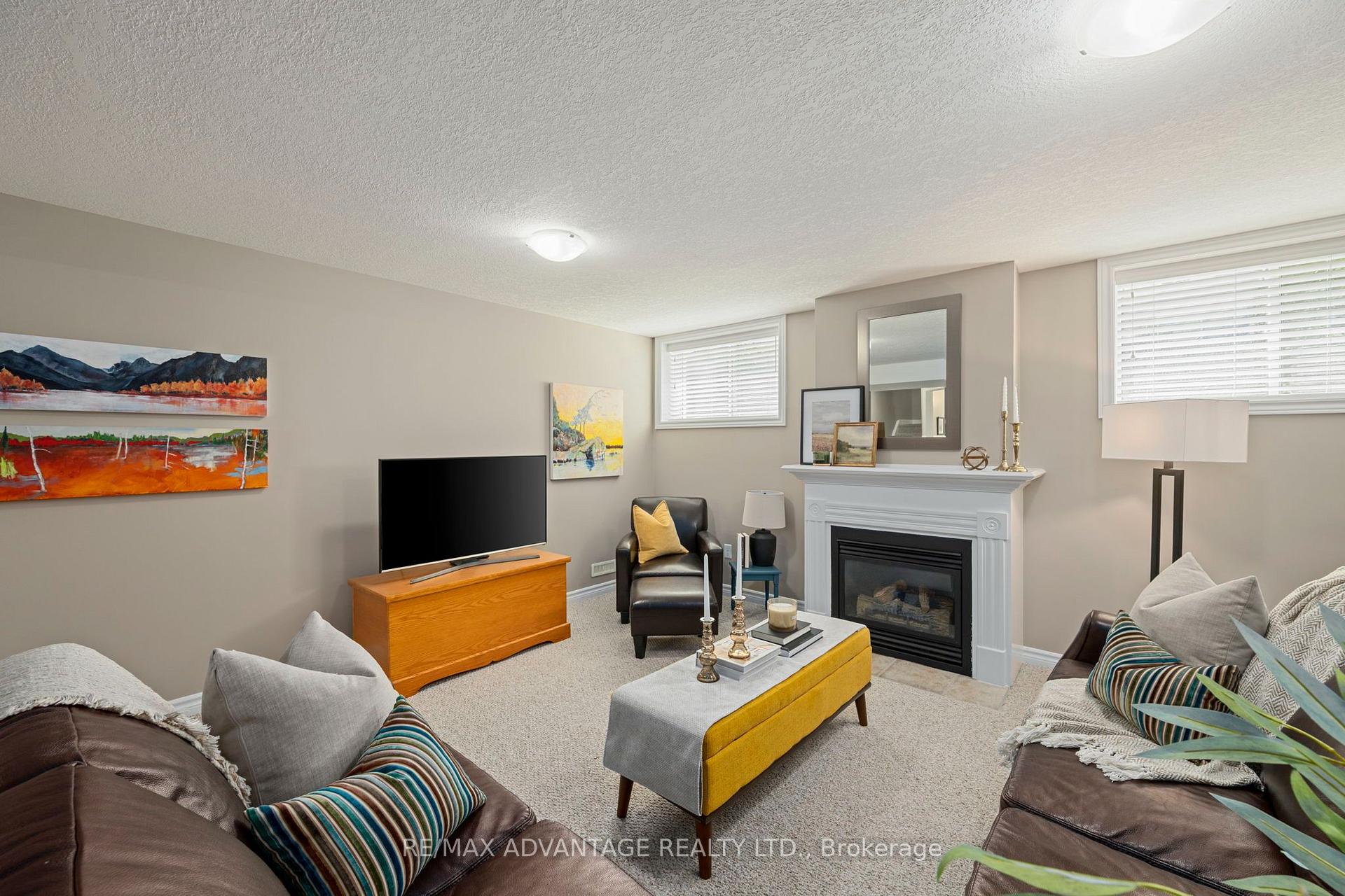 Photo 27 of Unit 39, 620 Thistlewood Drive, London, North C — HOMEH