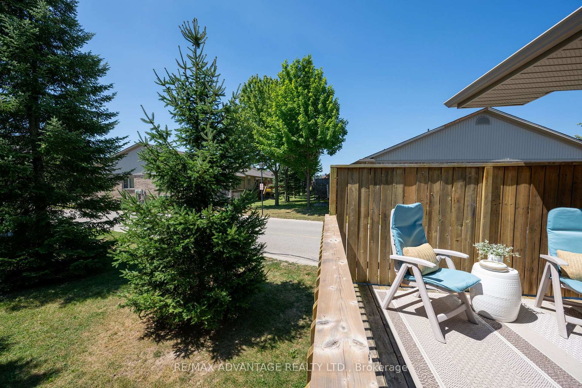 Photo 35 of Unit 39, 620 Thistlewood Drive, London, North C — HOMEH