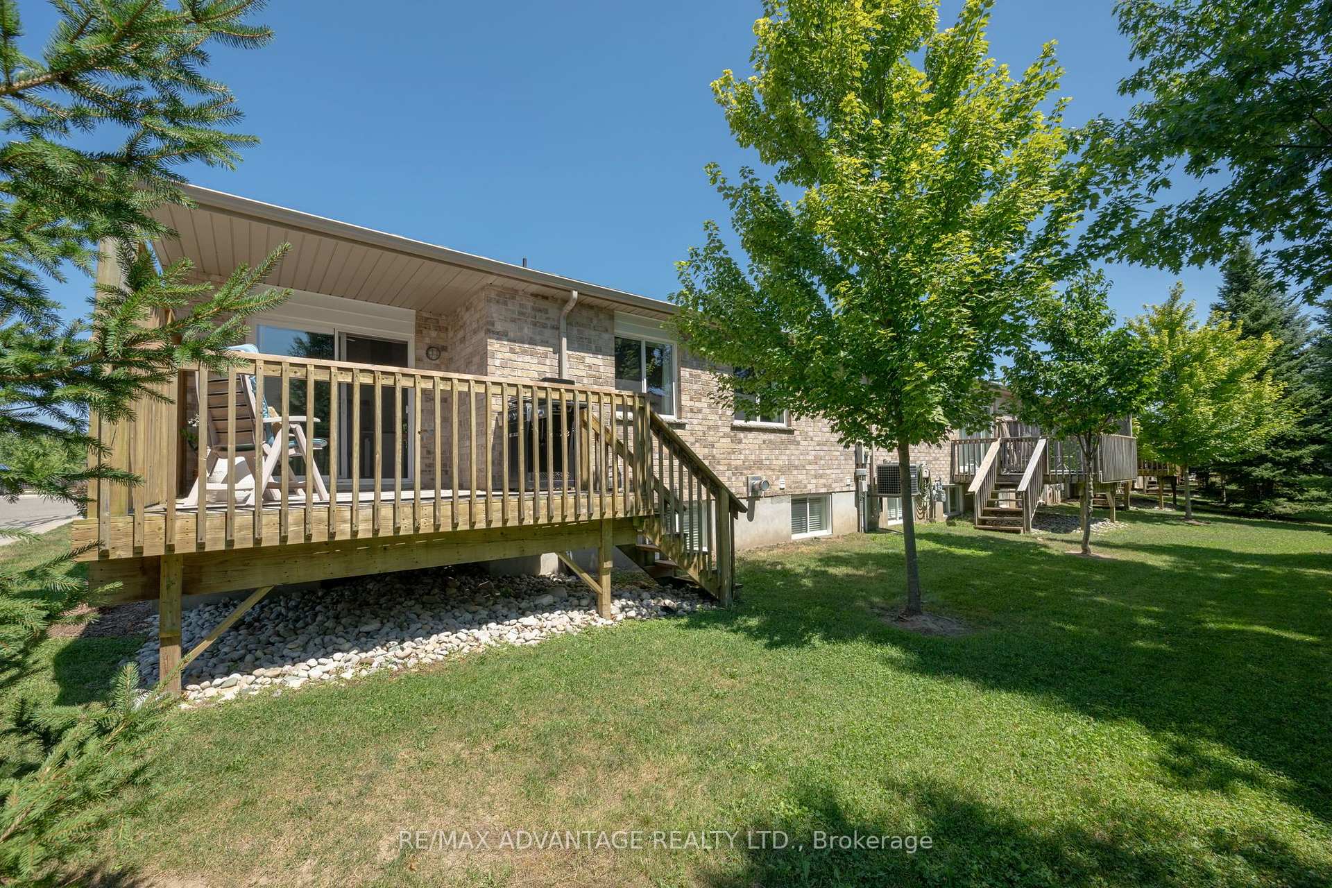 Photo 38 of Unit 39, 620 Thistlewood Drive, London, North C — HOMEH