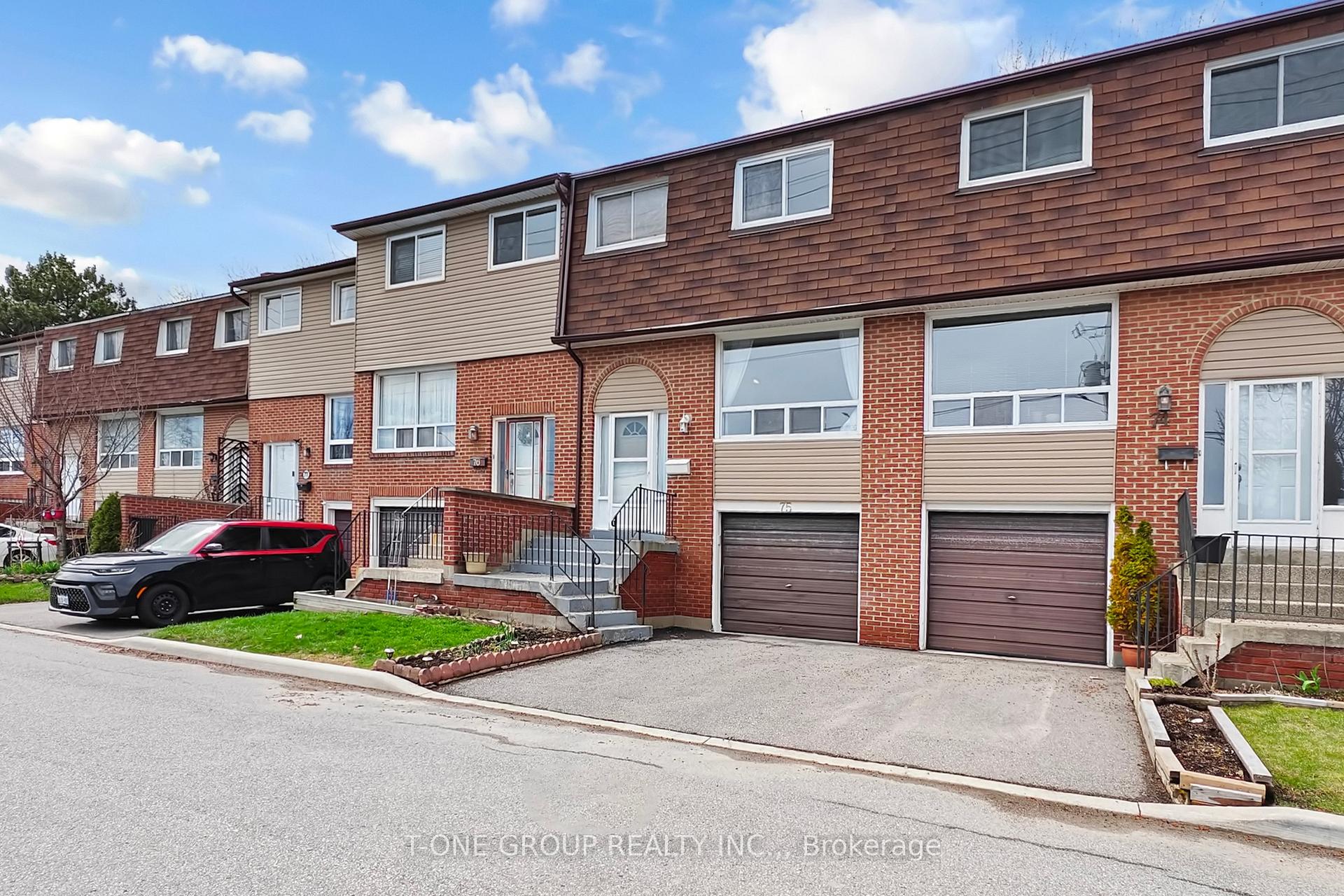 Front of Unit 75, 3025 Cedarglen Gate