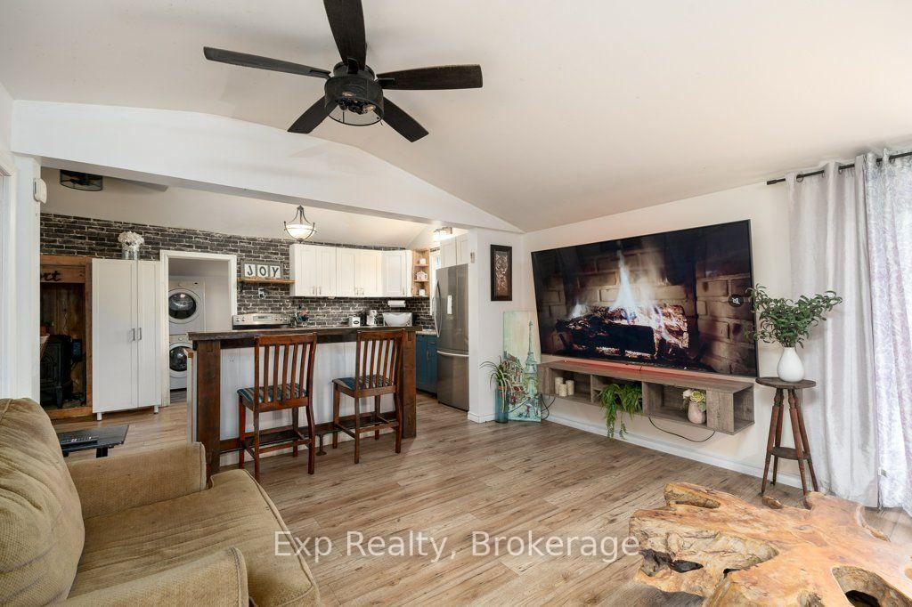 Photo 15 of 2822 Shannon Road, Tyendinaga, Tyendinaga Township — HOMEH
