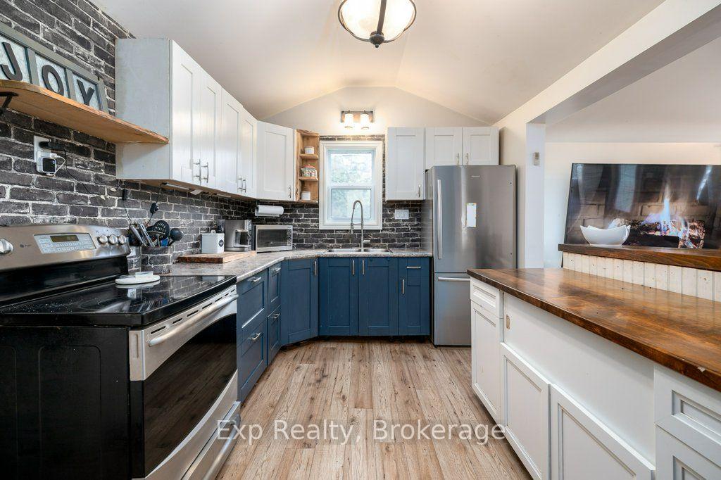 Photo 16 of 2822 Shannon Road, Tyendinaga, Tyendinaga Township — HOMEH