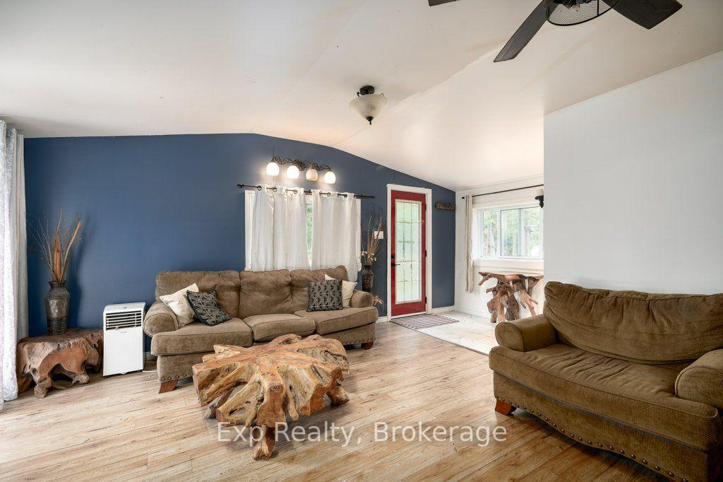 Photo 17 of 2822 Shannon Road, Tyendinaga, Tyendinaga Township — HOMEH