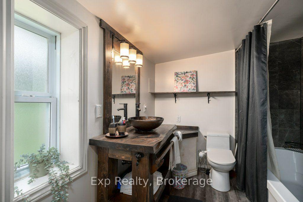 Photo 23 of 2822 Shannon Road, Tyendinaga, Tyendinaga Township — HOMEH