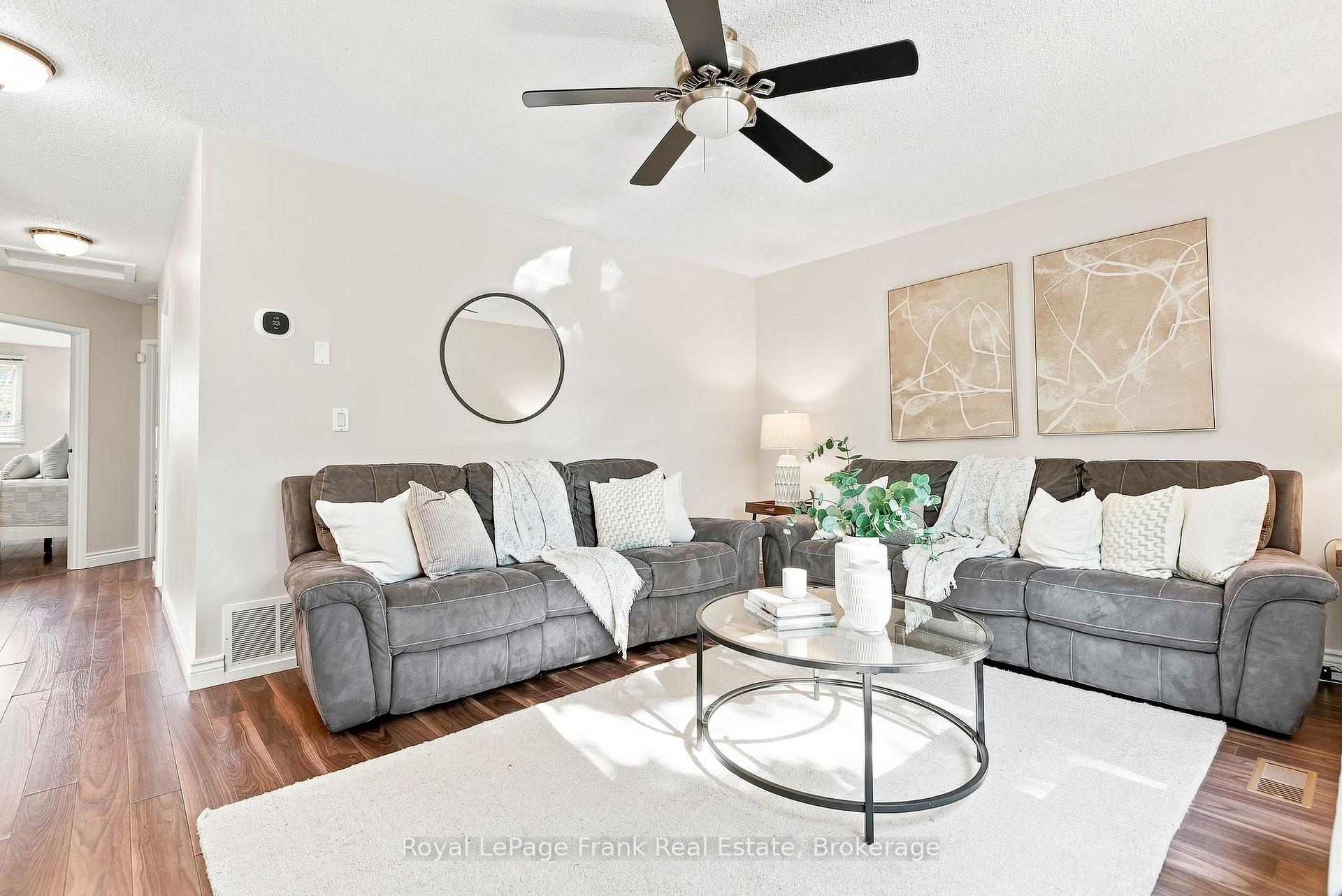 Photo 8 of 59 Centerfield Drive, Clarington, Courtice — HOMEH