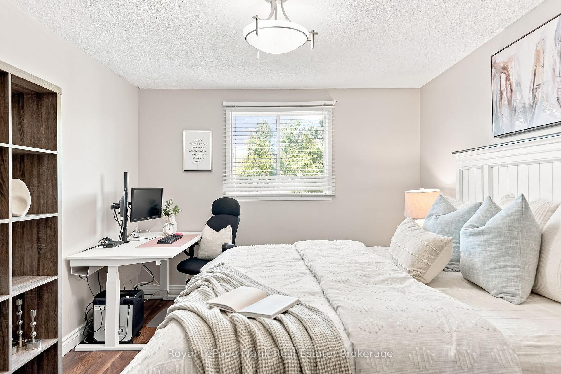 Photo 20 of 59 Centerfield Drive, Clarington, Courtice — HOMEH