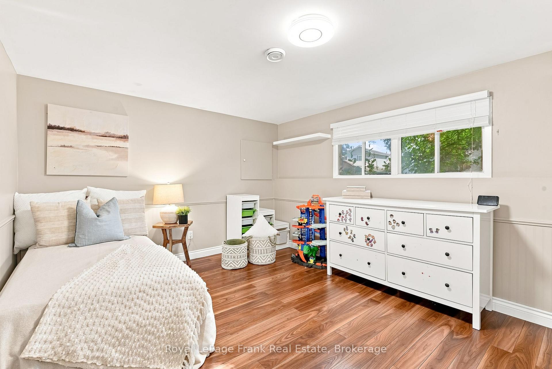 Photo 27 of 59 Centerfield Drive, Clarington, Courtice — HOMEH