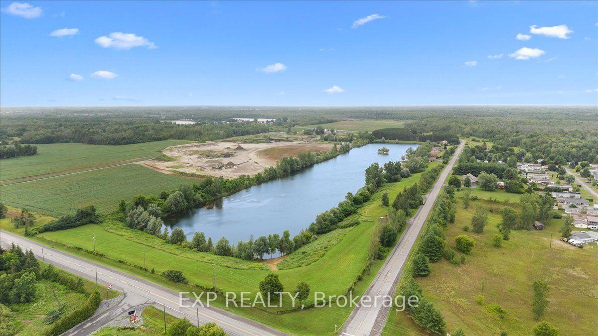 Photo 3 of 2164 Old Prescott Road, Ottawa, Greely — HOMEH