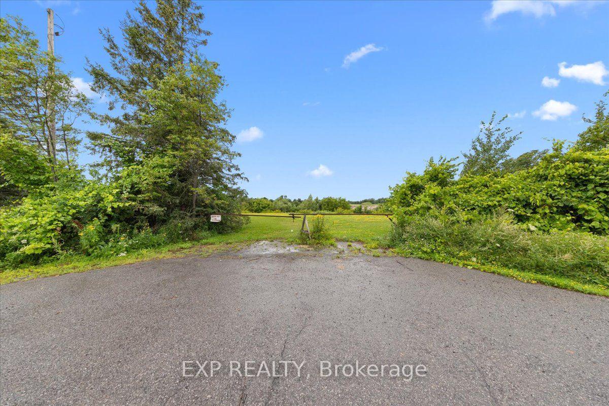 Photo 4 of 2164 Old Prescott Road, Ottawa, Greely — HOMEH