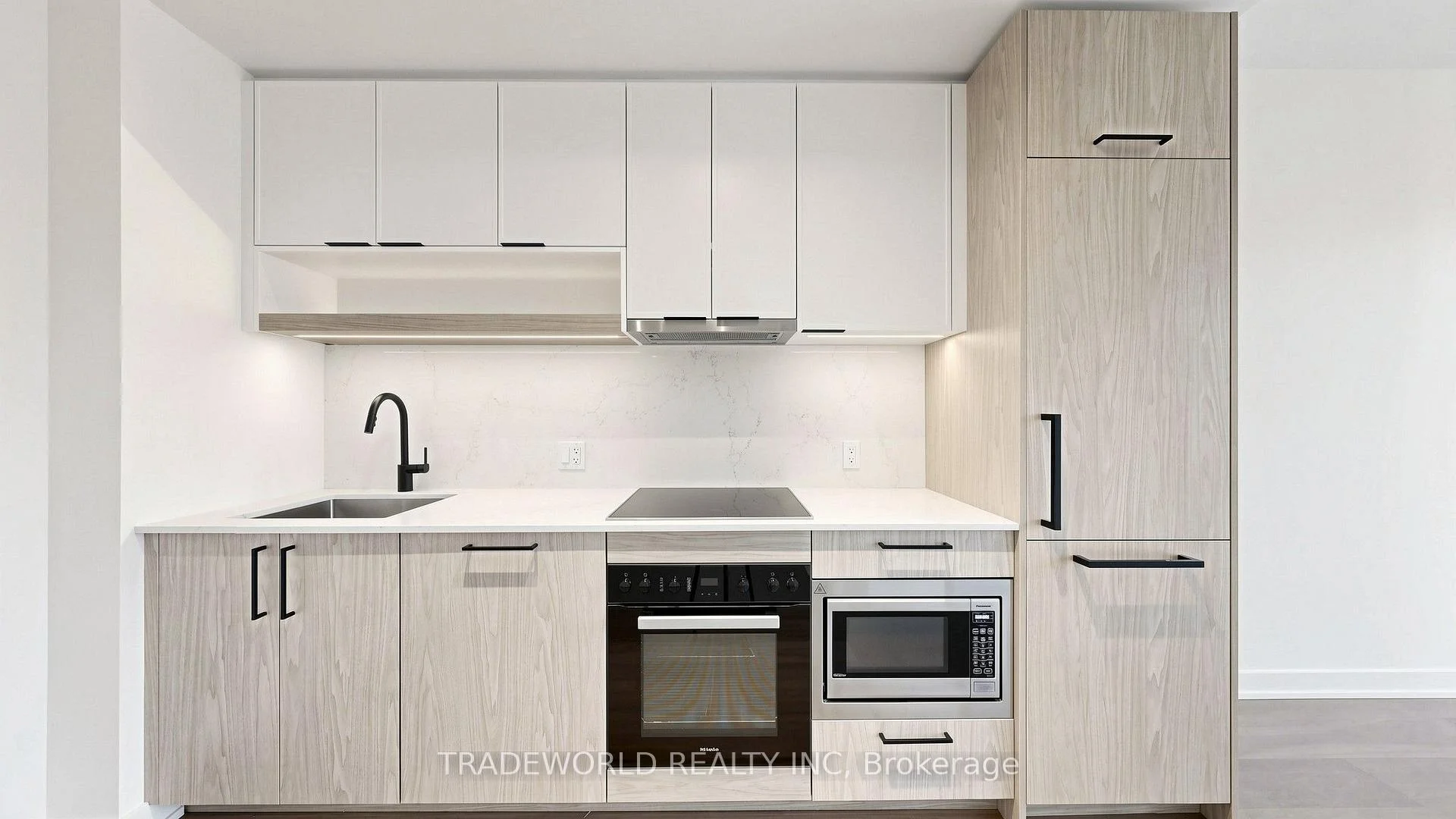 Photo 13 of Unit 707, 91 Montclair Avenue, Toronto, Forest Hill South — HOMEH