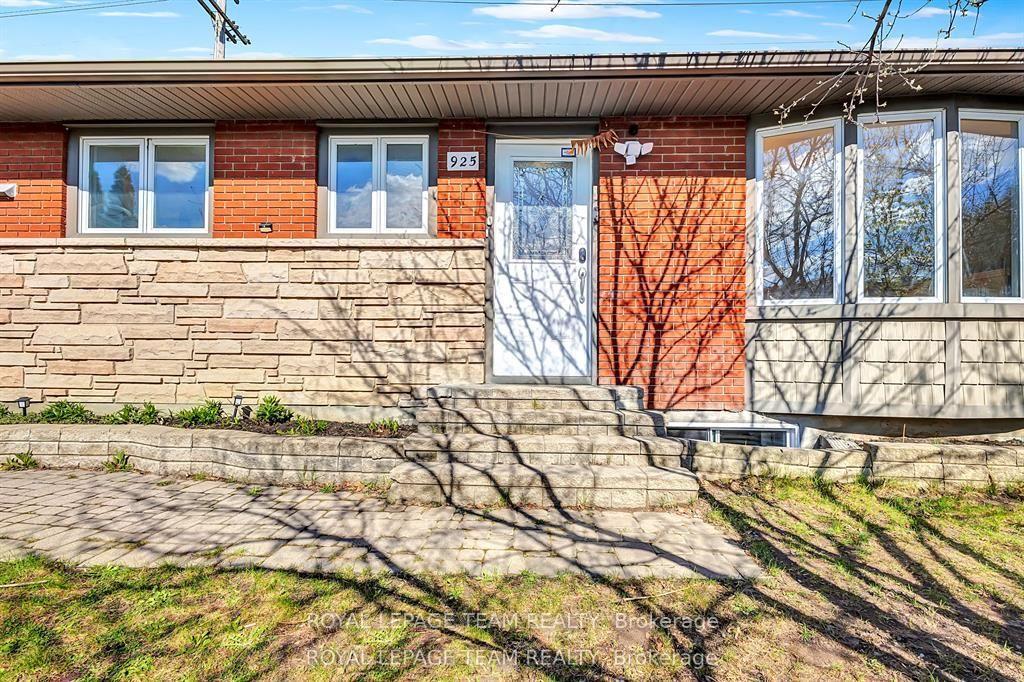 Photo 4 of Unit upper, 925 Moorvale Road, Ottawa, Overbrook/Castle Heights — HOMEH