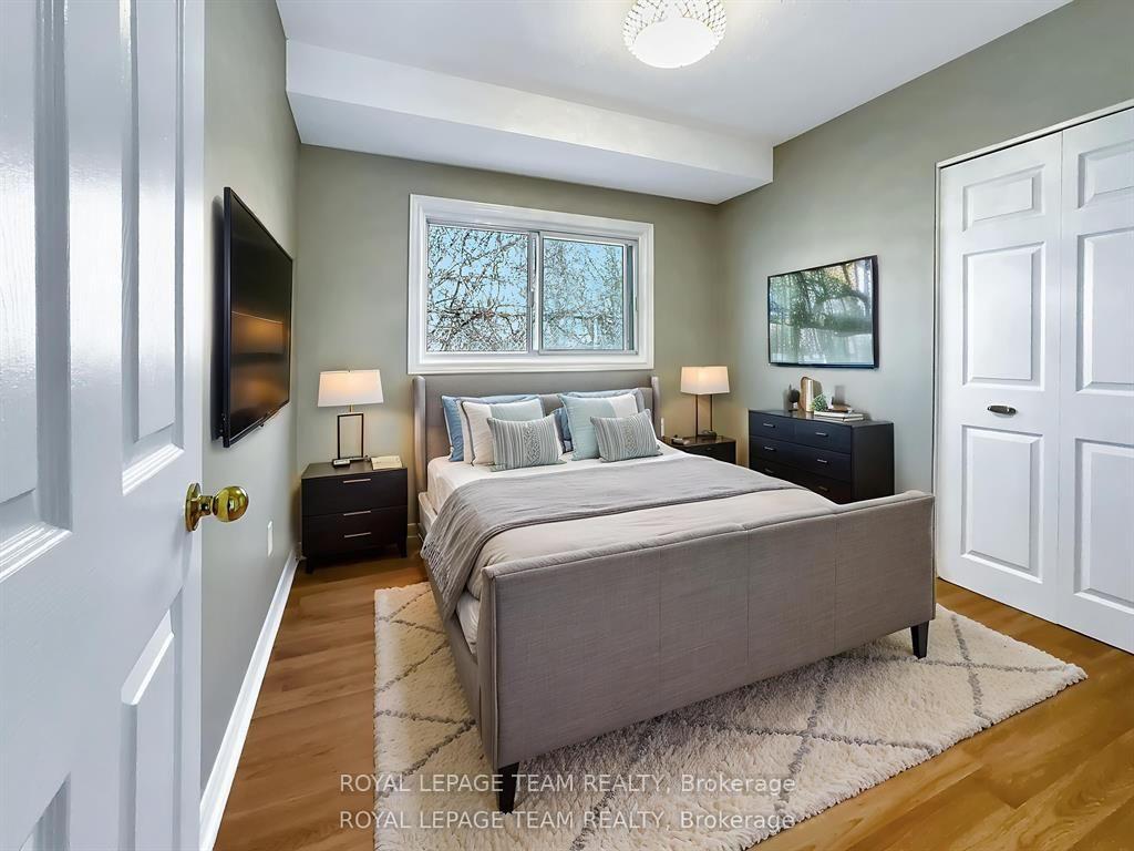 Photo 16 of Unit upper, 925 Moorvale Road, Ottawa, Overbrook/Castle Heights — HOMEH