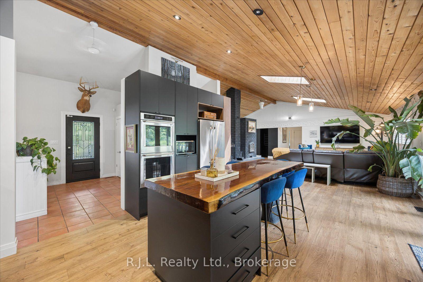 Photo 11 of 4115 County Rd 32, Douro-Dummer — HOMEH
