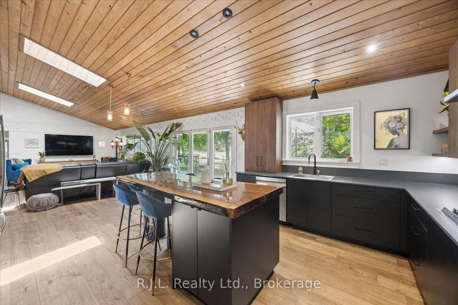 Photo 14 of 4115 County Rd 32, Douro-Dummer — HOMEH