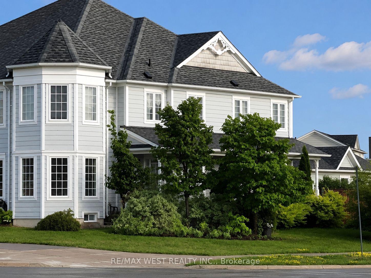 Photo 1 of 168 Gas Lamp Lane, Markham, Cornell — HOMEH
