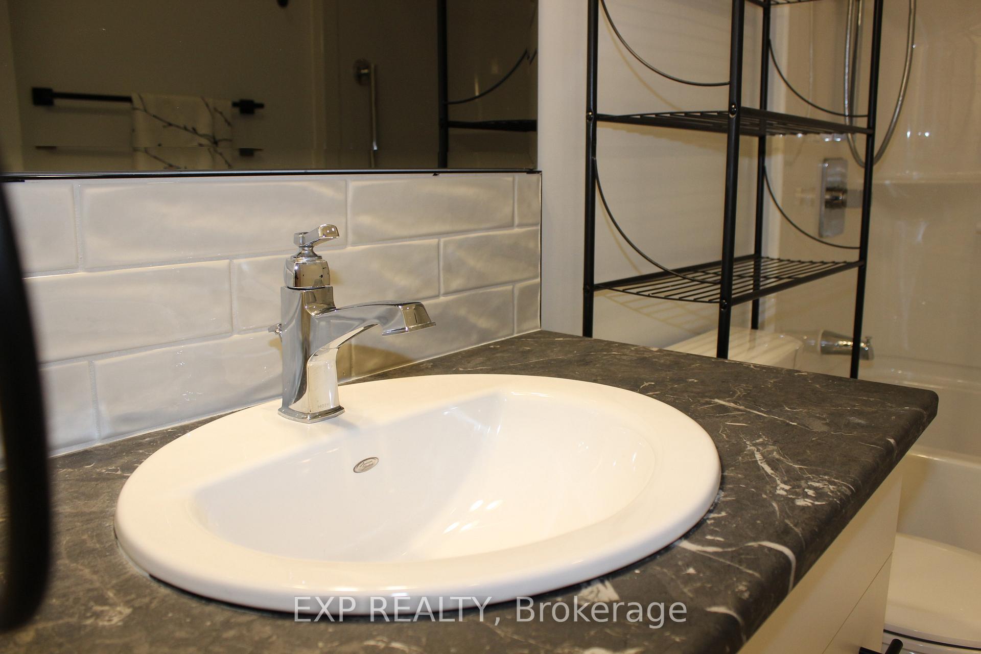 Photo 10 of Unit A, 9 Kent Street, Smiths Falls, Smiths Falls — HOMEH