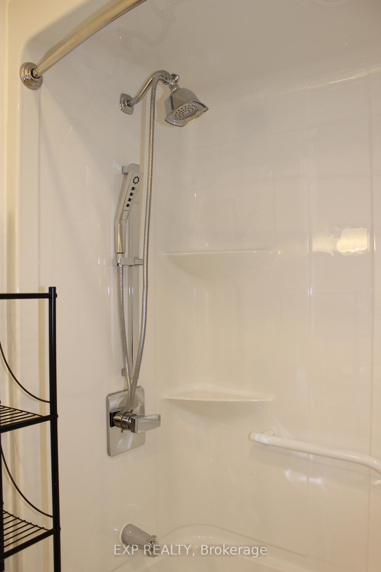 Photo 11 of Unit A, 9 Kent Street, Smiths Falls, Smiths Falls — HOMEH