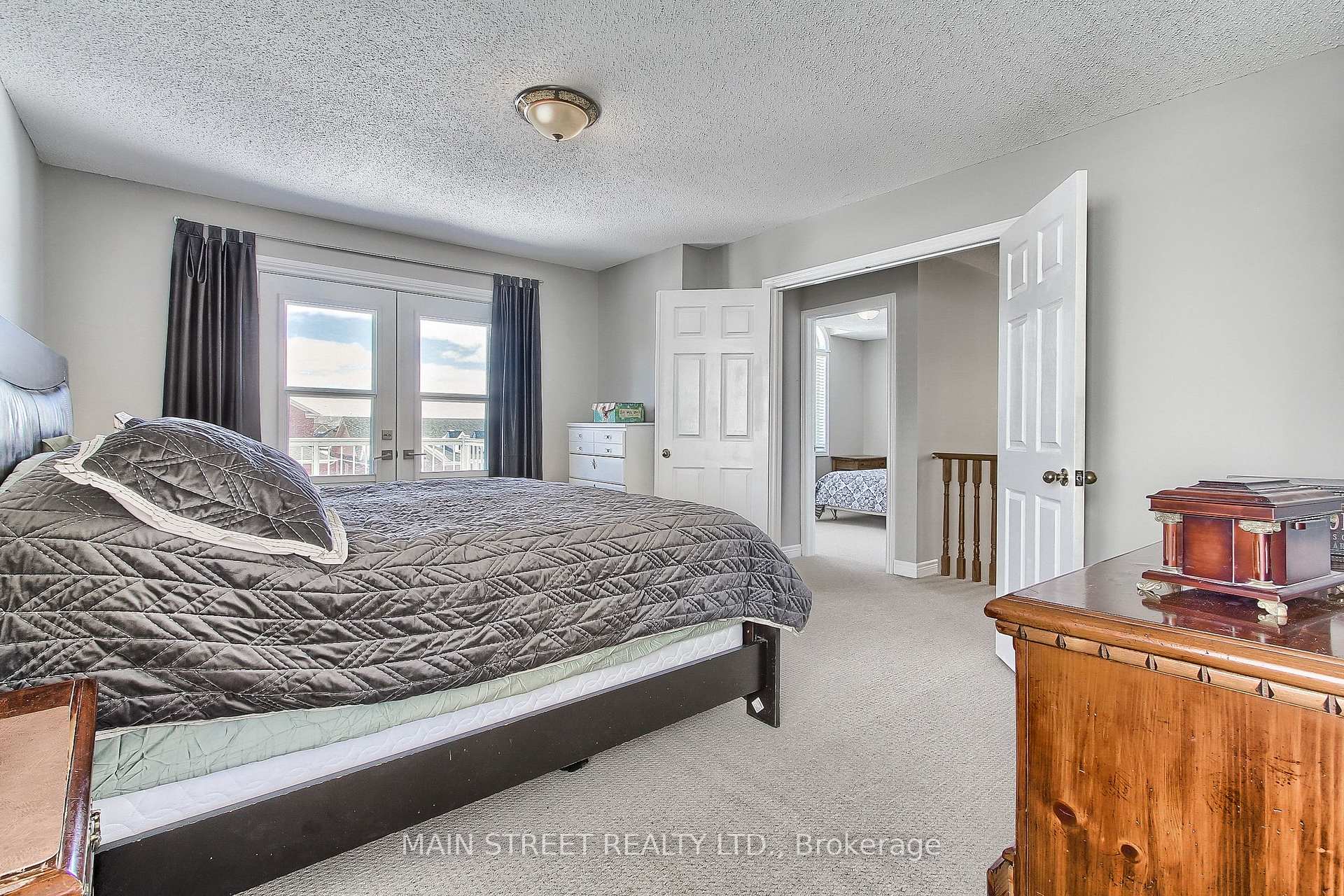 Photo 22 of 46 Silverstone Crescent, Georgina, Keswick South — HOMEH
