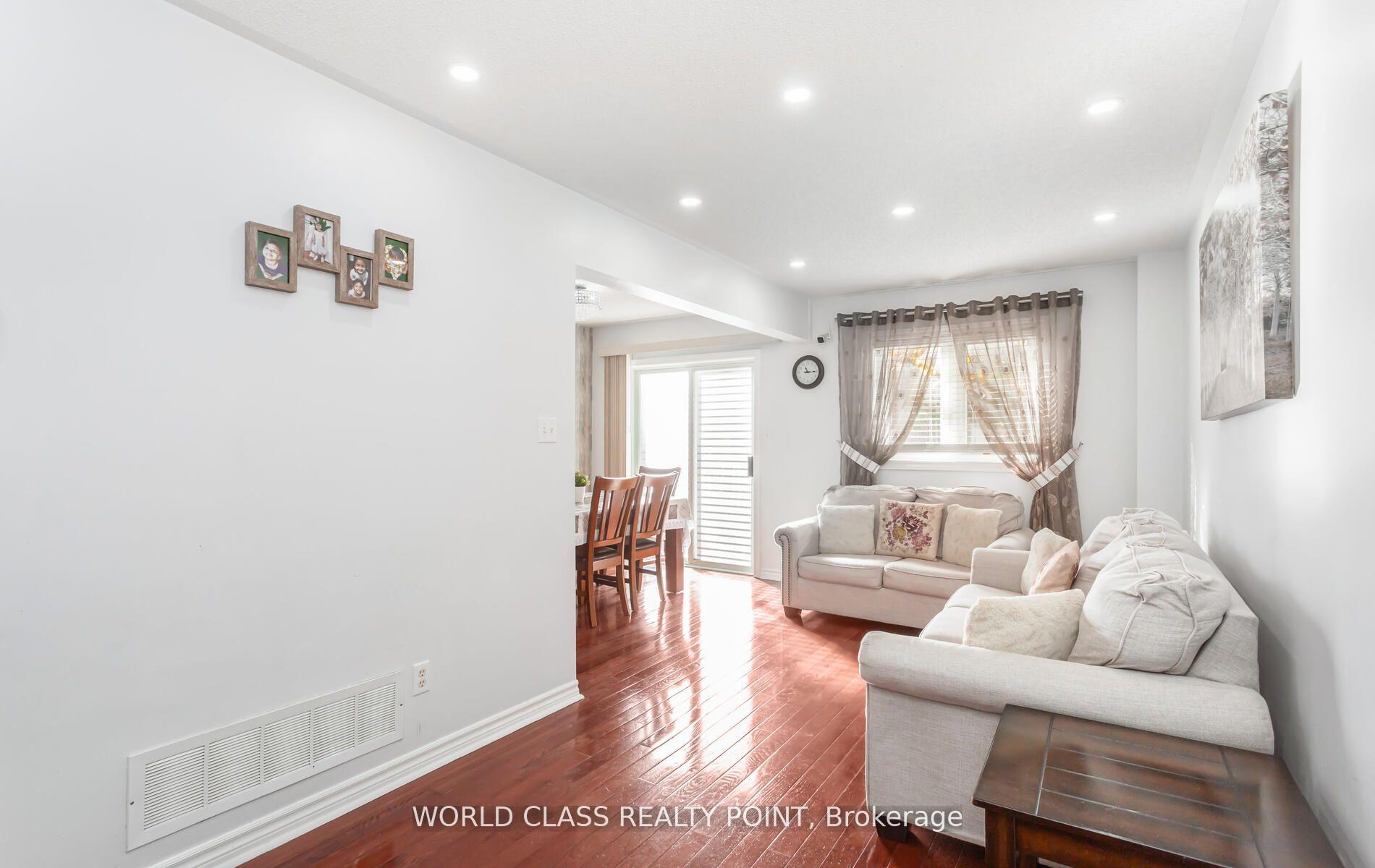 Photo 6 of 17 Manett Crescent E, Brampton, Brampton West — HOMEH