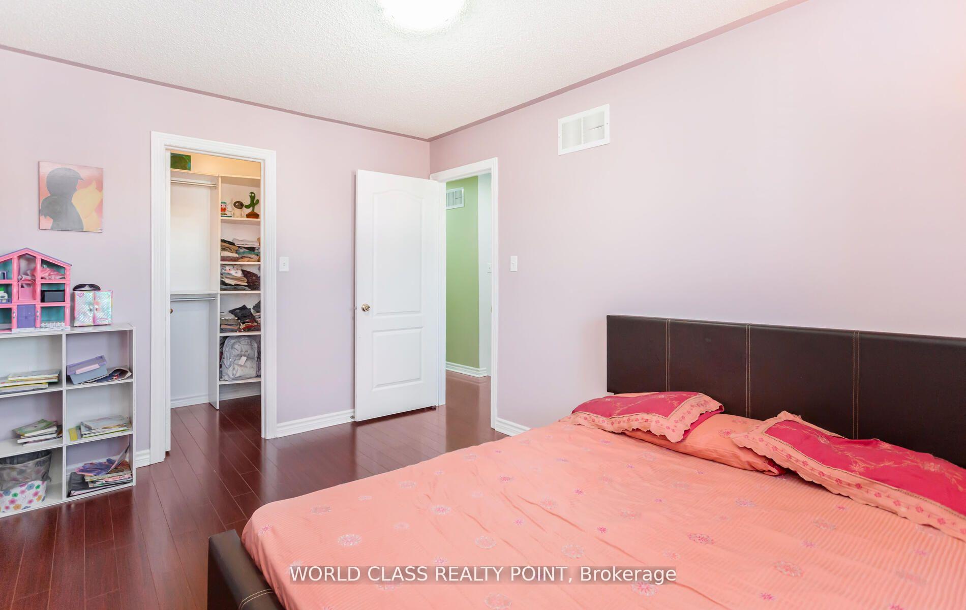 Photo 29 of 17 Manett Crescent E, Brampton, Brampton West — HOMEH