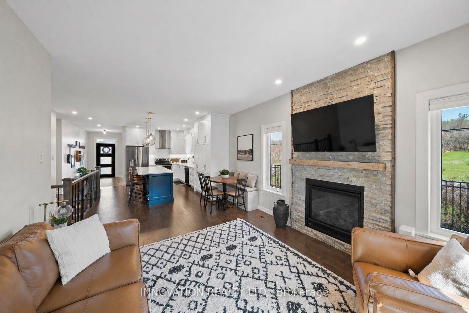 Photo 12 of 601 Meadowridge Circle, Ottawa, Carp — HOMEH