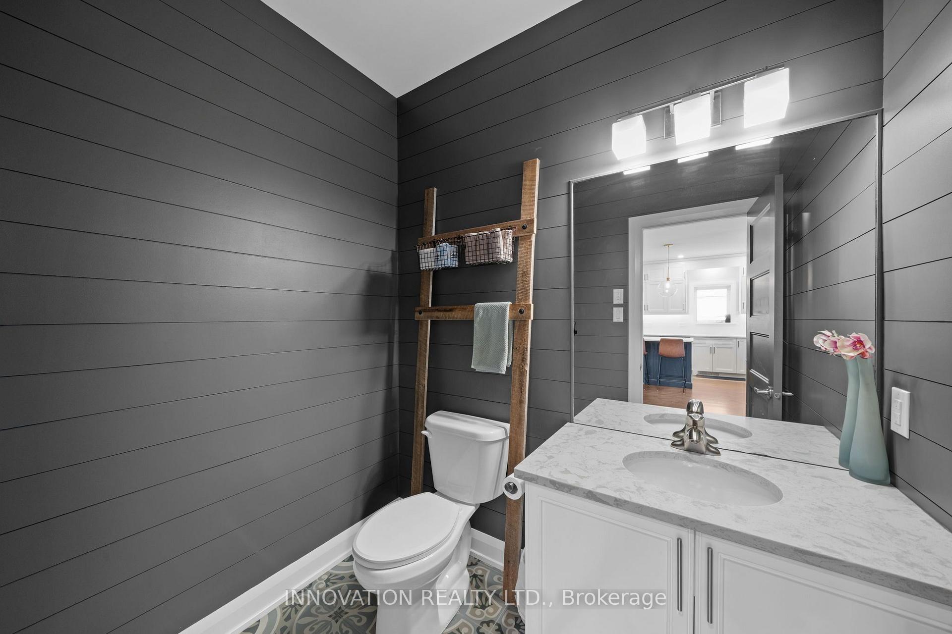 Photo 18 of 601 Meadowridge Circle, Ottawa, Carp — HOMEH