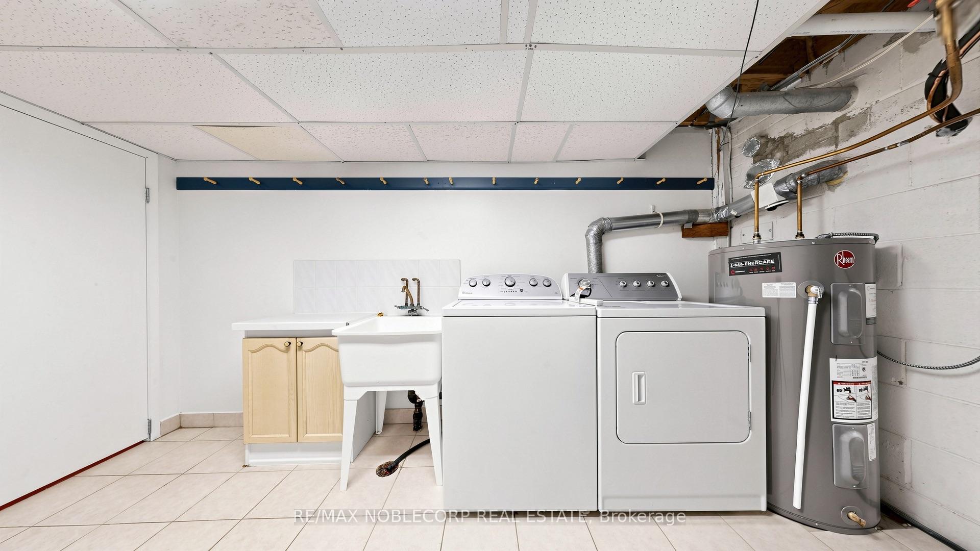 Photo 37 of 8 Summerfield Crescent, Etobicoke, Eringate-Centennial-West Deane — HOMEH