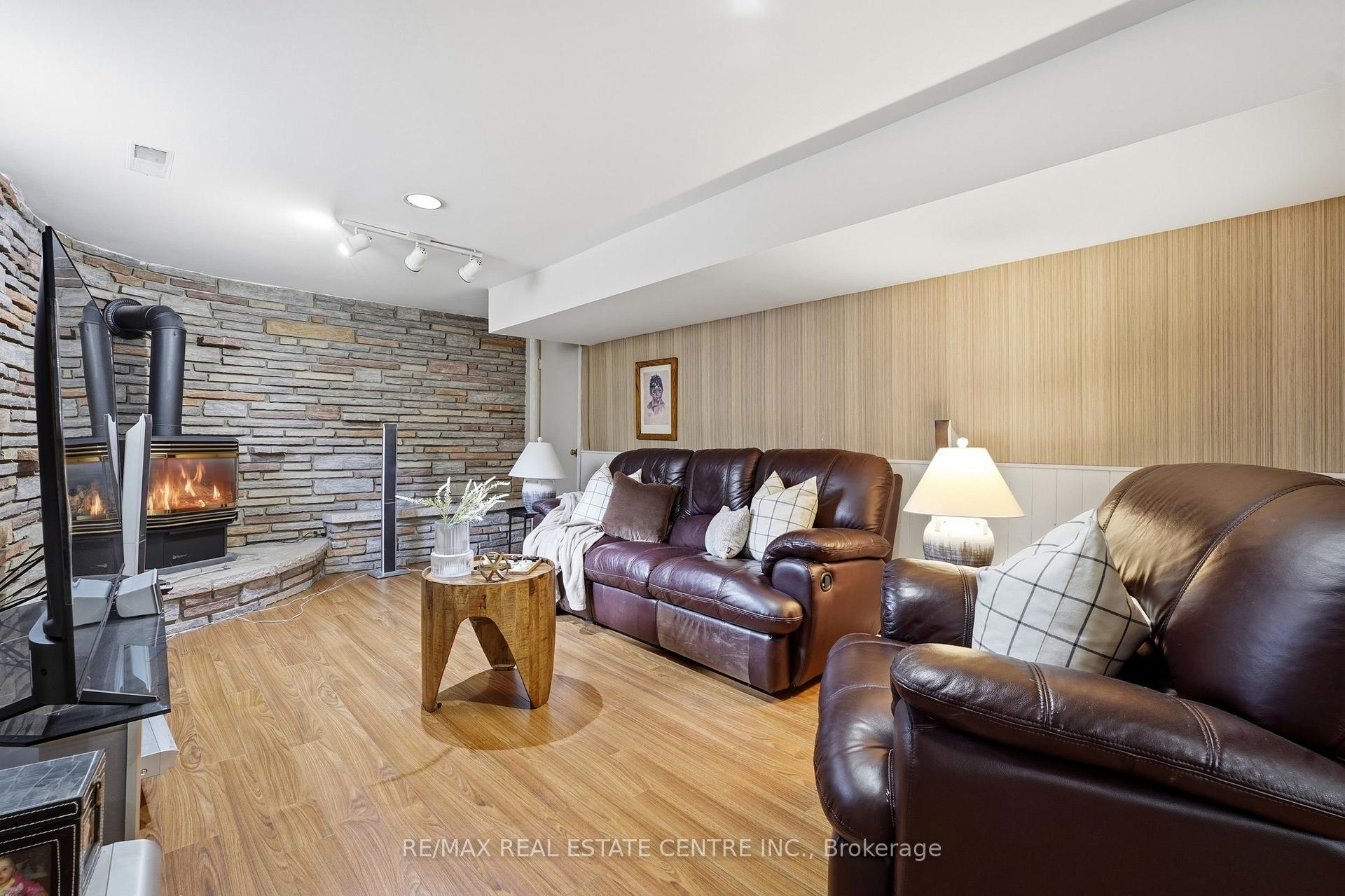 Photo 31 of 56 Renwick Avenue, Cambridge, Hespeler Village — HOMEH