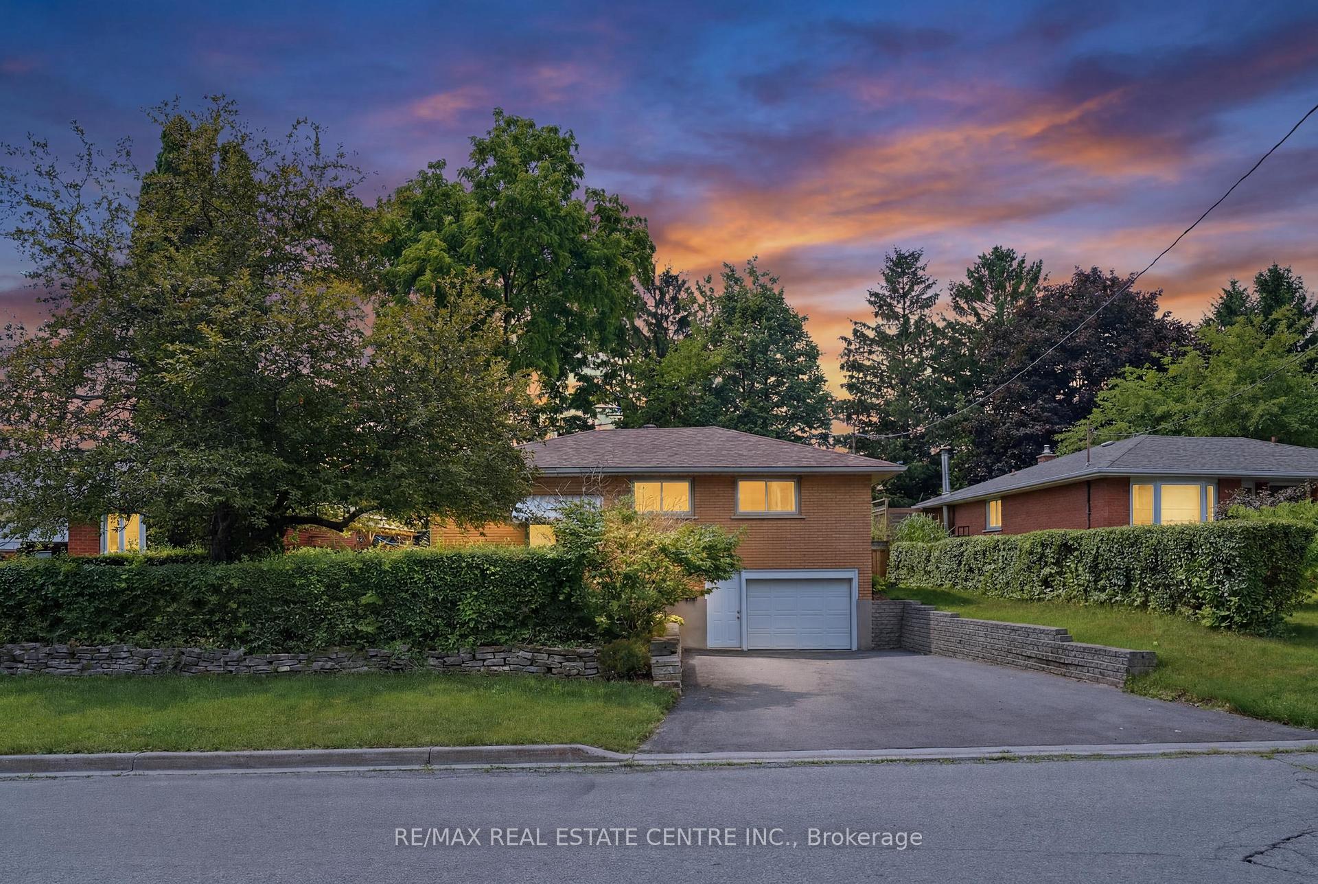 Photo 42 of 56 Renwick Avenue, Cambridge, Hespeler Village — HOMEH