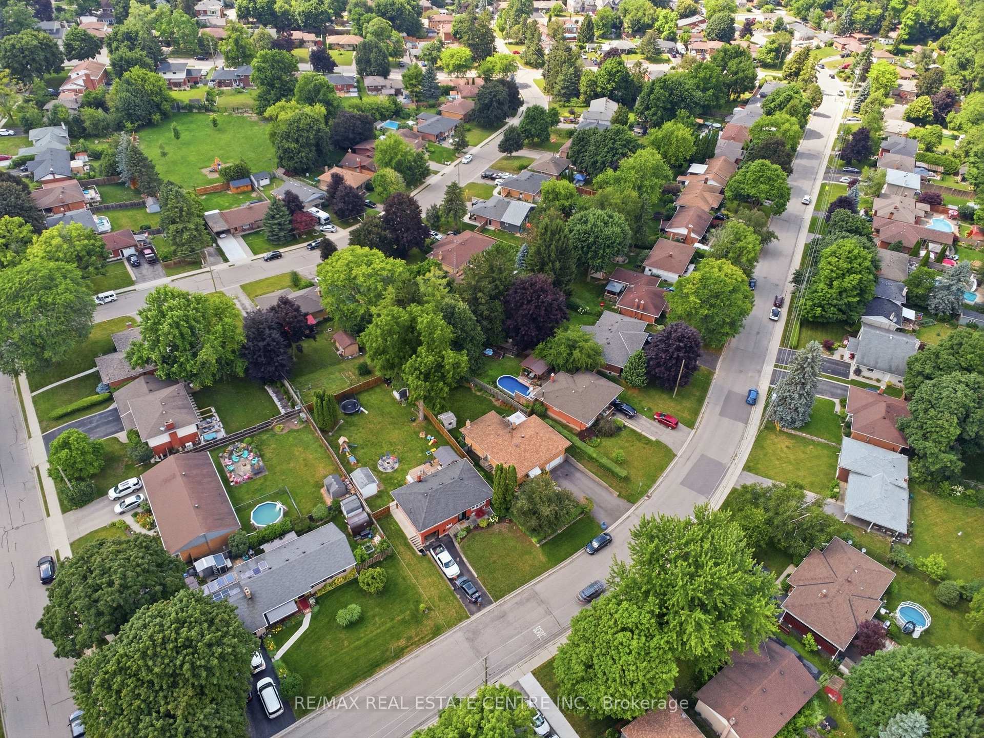 Photo 46 of 56 Renwick Avenue, Cambridge, Hespeler Village — HOMEH