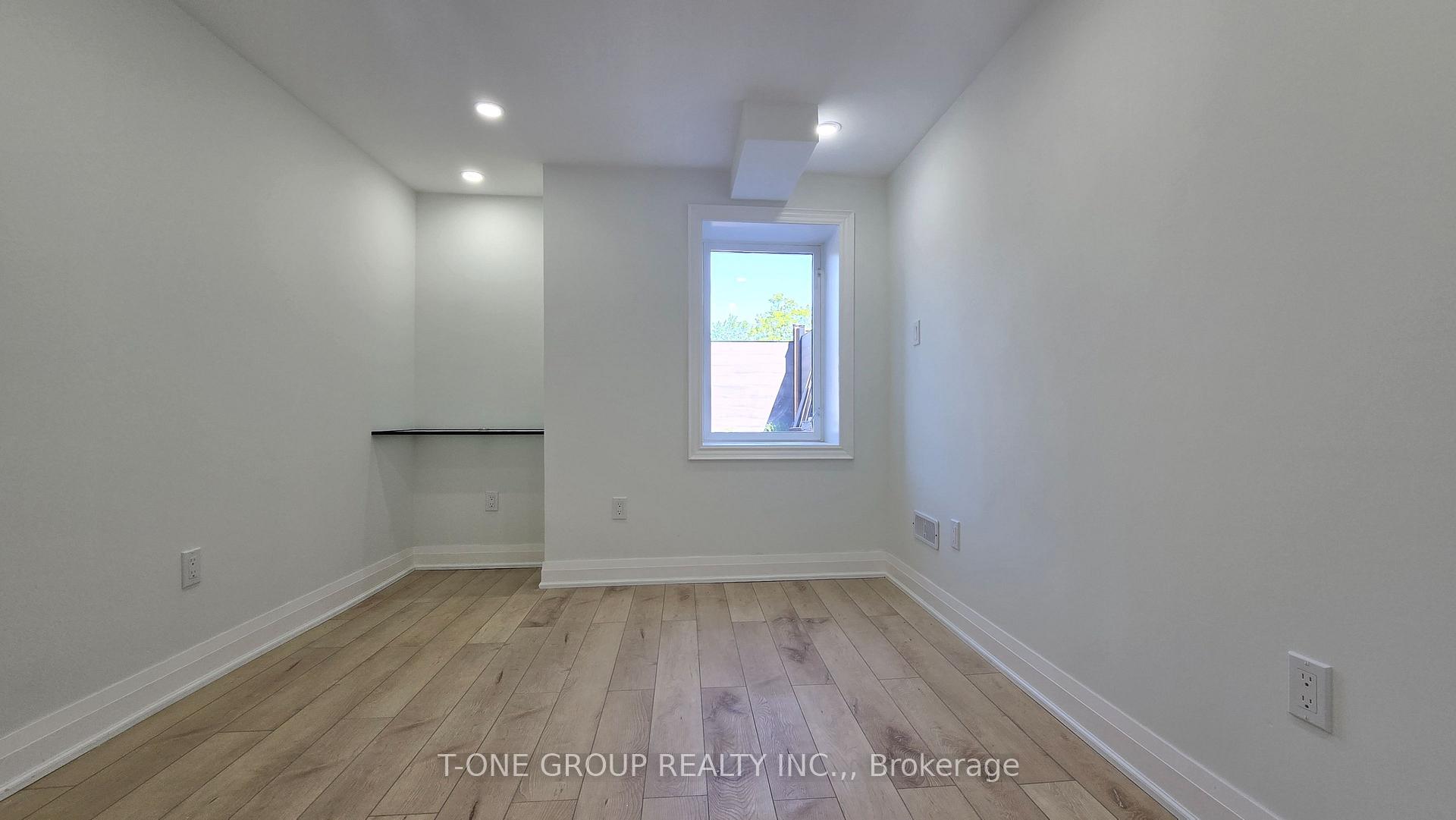Photo 9 of Unit BSMT B, 13 Eberly Woods Drive, Markham, Victoria Manor-Jennings Gate — HOMEH