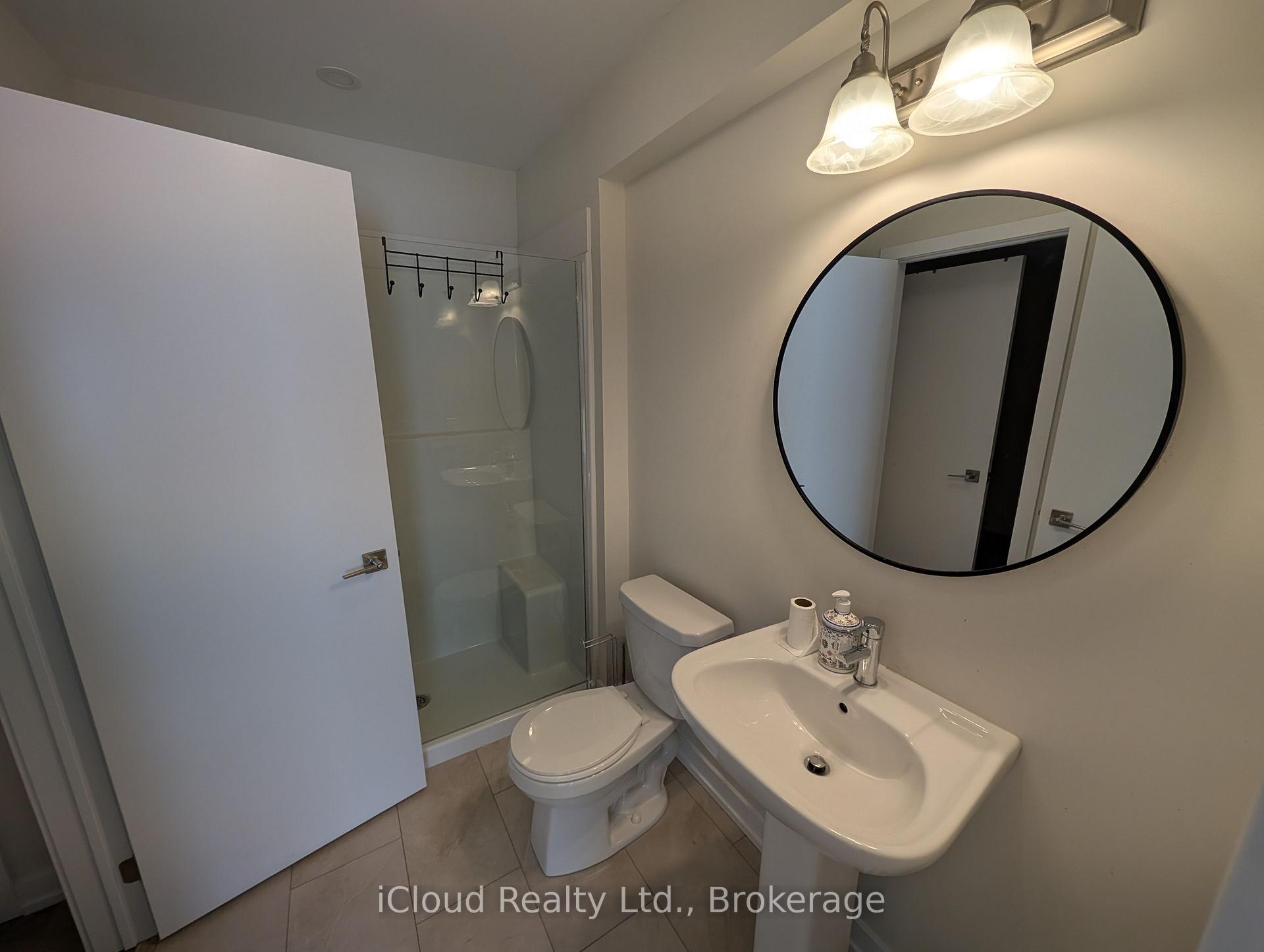 Photo 17 of 1346 Kobzar Drive, Oakville, Northwest — HOMEH